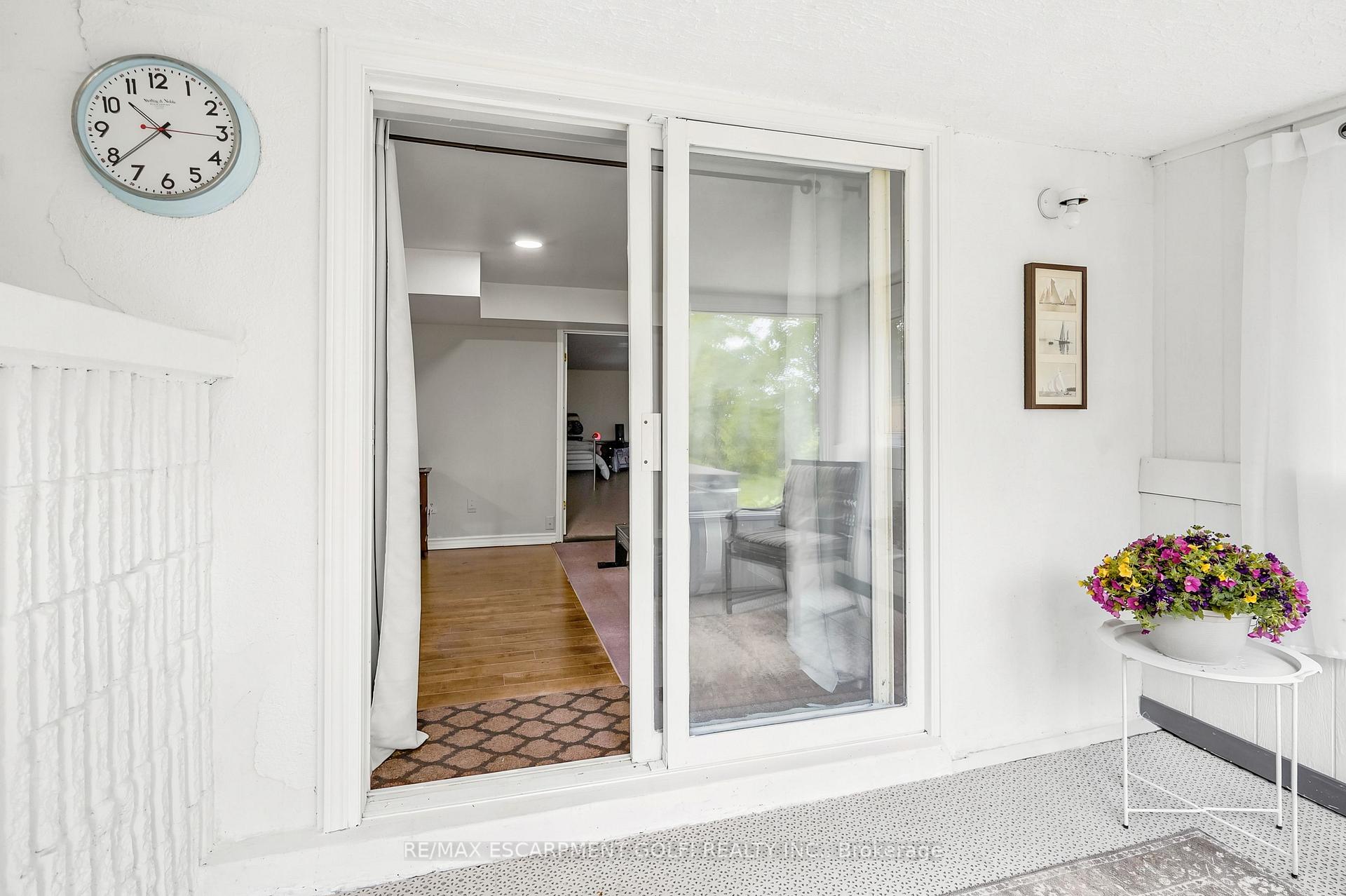 Photo 36 of 14 Leslie Drive, Hamilton, Stoney Creek — HOMEH