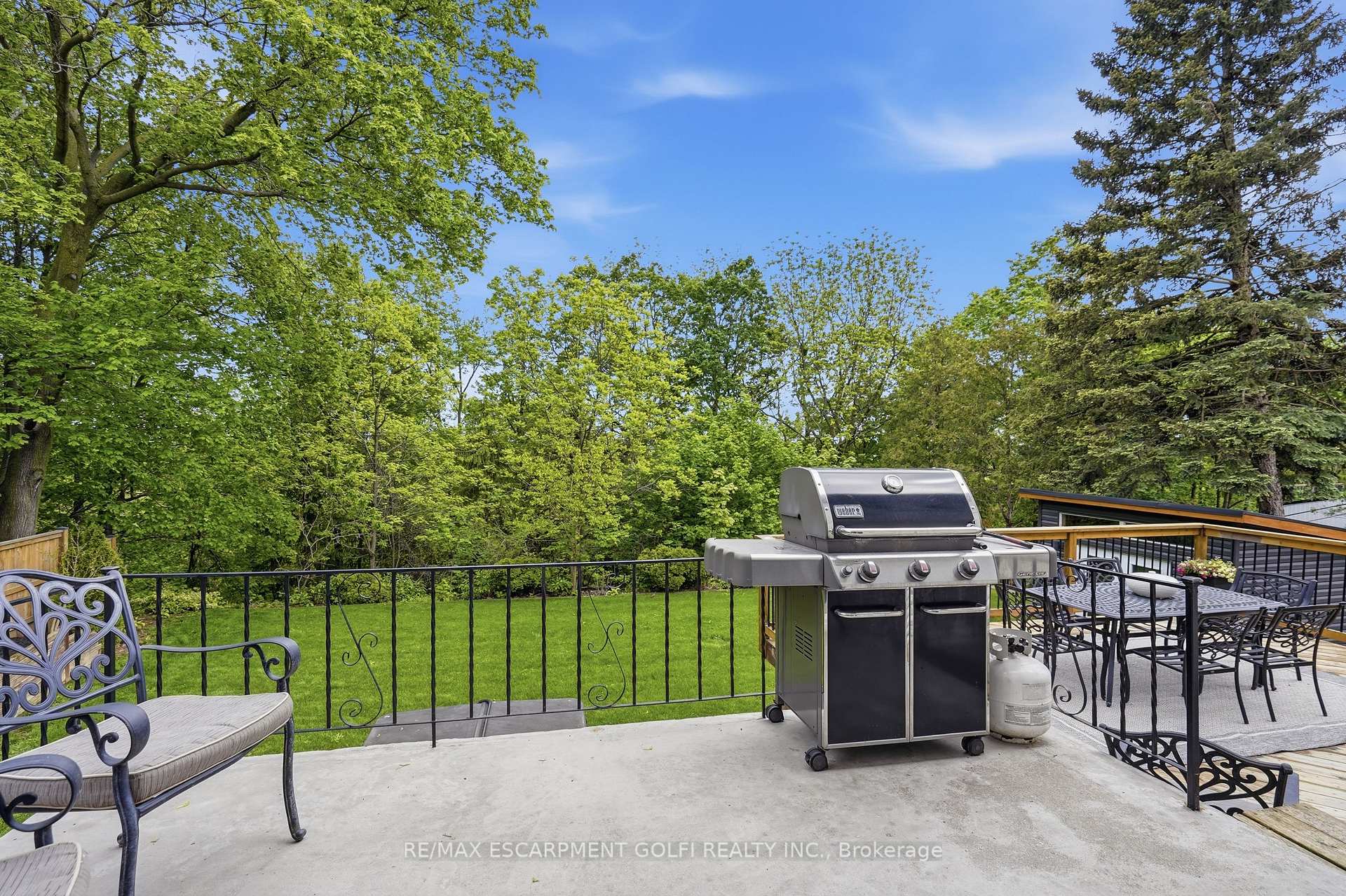 Photo 38 of 14 Leslie Drive, Hamilton, Stoney Creek — HOMEH