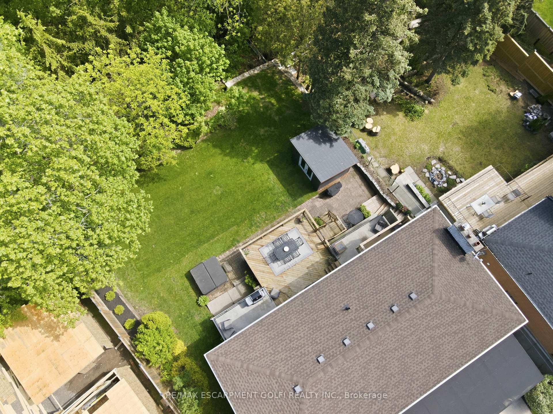 Photo 45 of 14 Leslie Drive, Hamilton, Stoney Creek — HOMEH
