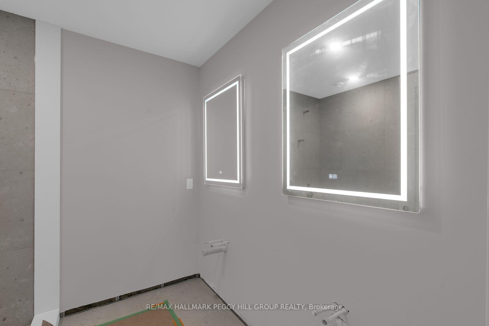 Photo 8 of Unit 305, 32 Brunel Road, Huntsville — HOMEH