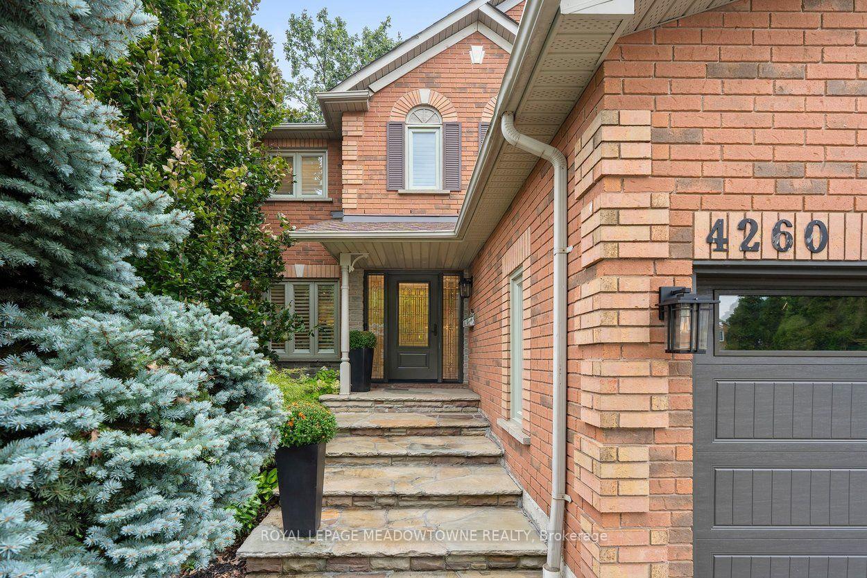 Photo 3 of 4260 Sagebrush Trail, Mississauga, Creditview — HOMEH