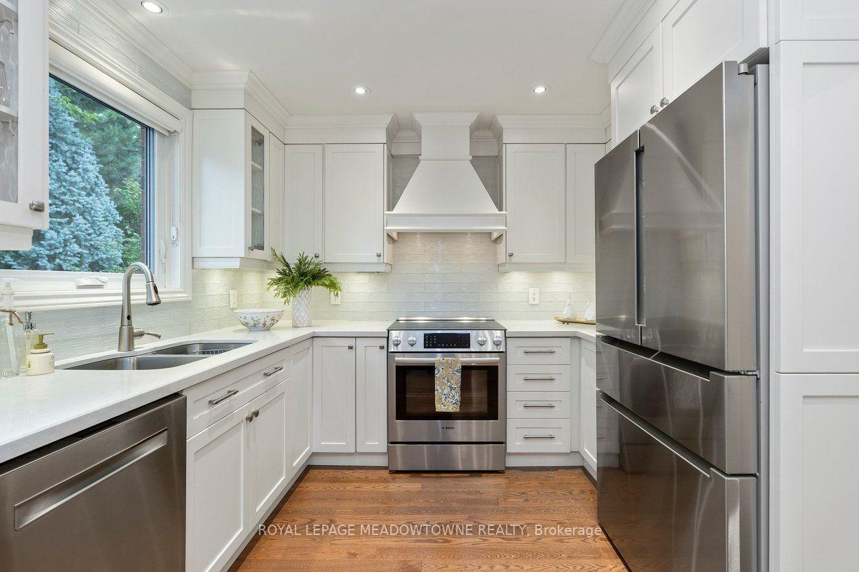 Photo 16 of 4260 Sagebrush Trail, Mississauga, Creditview — HOMEH