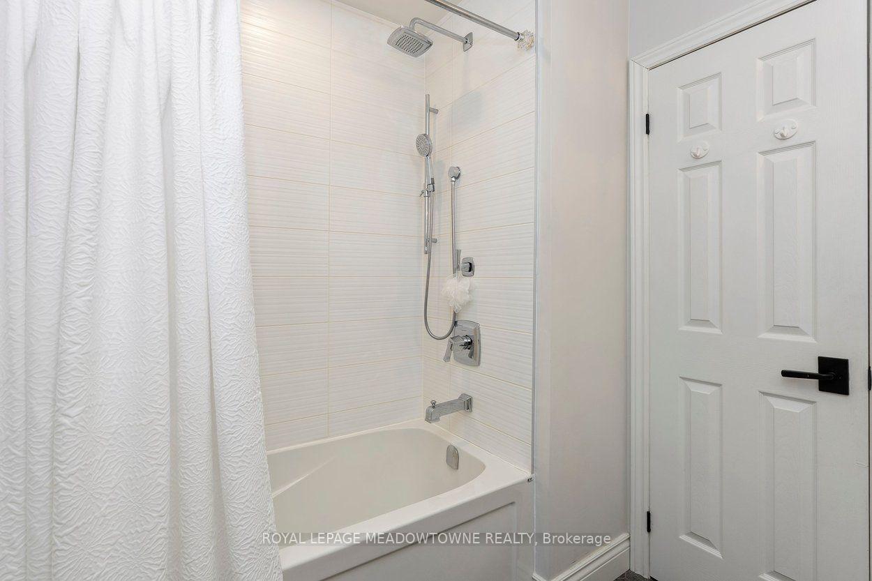 Photo 33 of 4260 Sagebrush Trail, Mississauga, Creditview — HOMEH