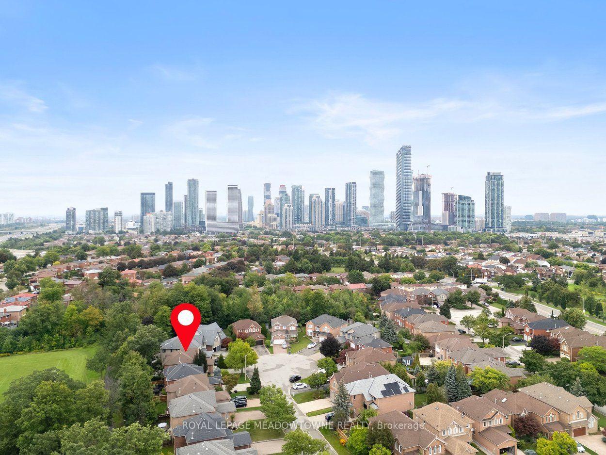 Photo 45 of 4260 Sagebrush Trail, Mississauga, Creditview — HOMEH