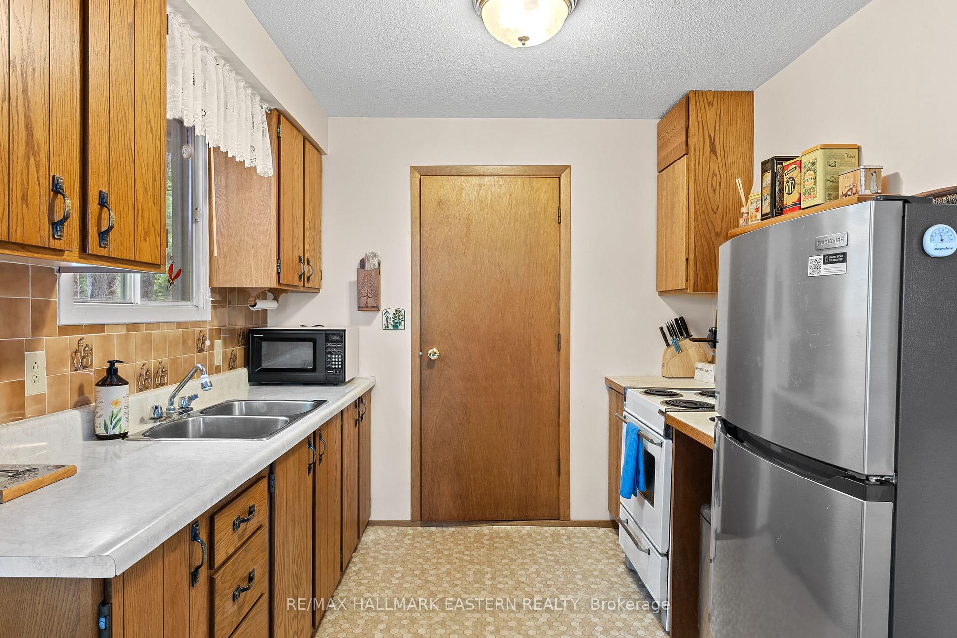 Photo 8 of 68 Irwin Drive, Trent Lakes — HOMEH