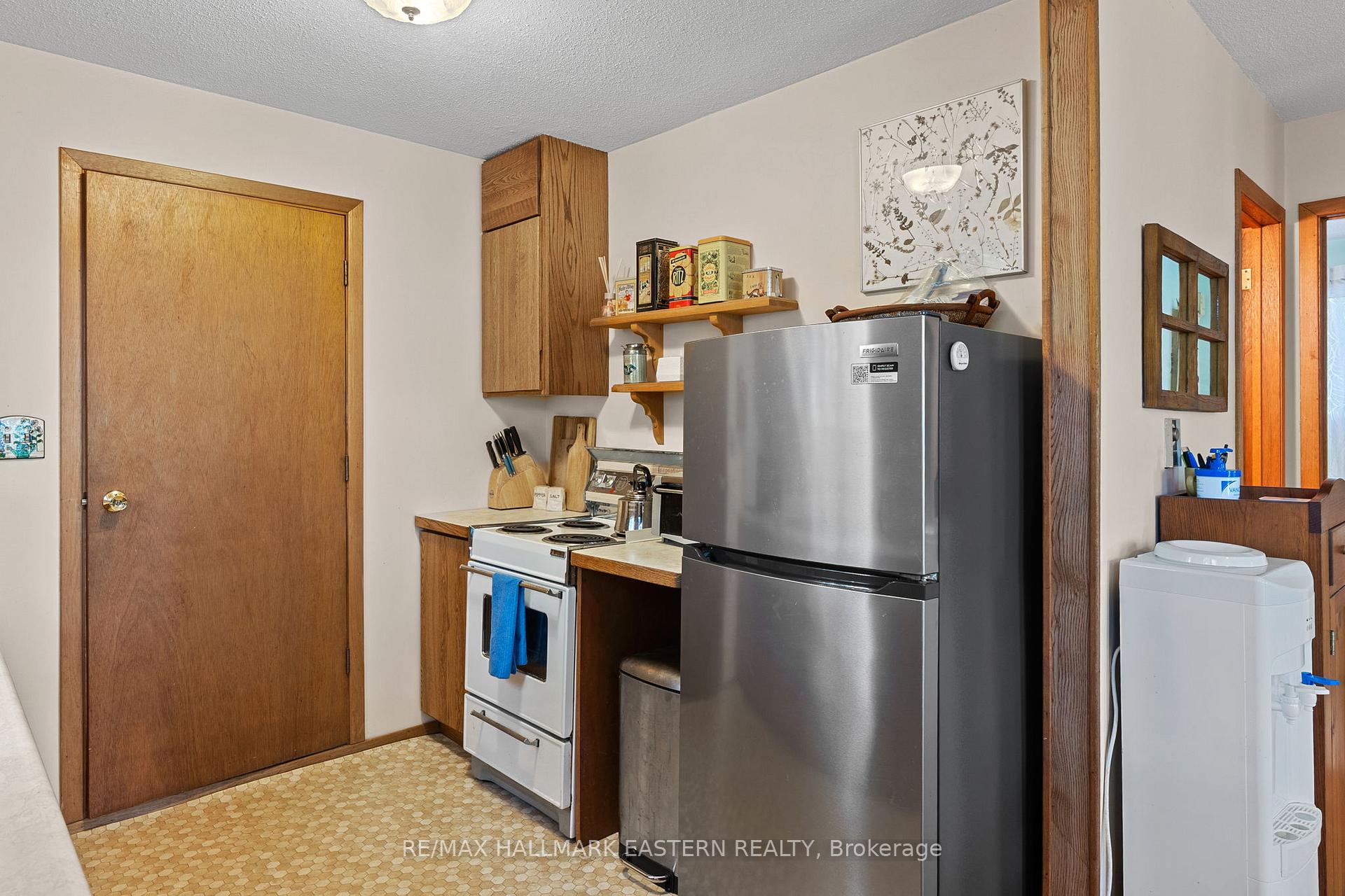 Photo 10 of 68 Irwin Drive, Trent Lakes — HOMEH