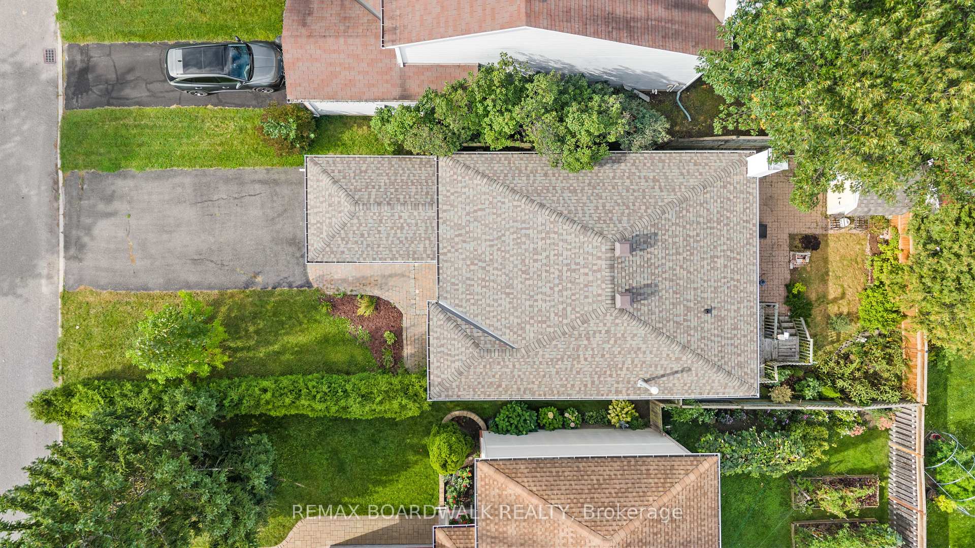 Photo 37 of 1497 Roberval Avenue, Ottawa, Fallingbrook/Ridgemount — HOMEH