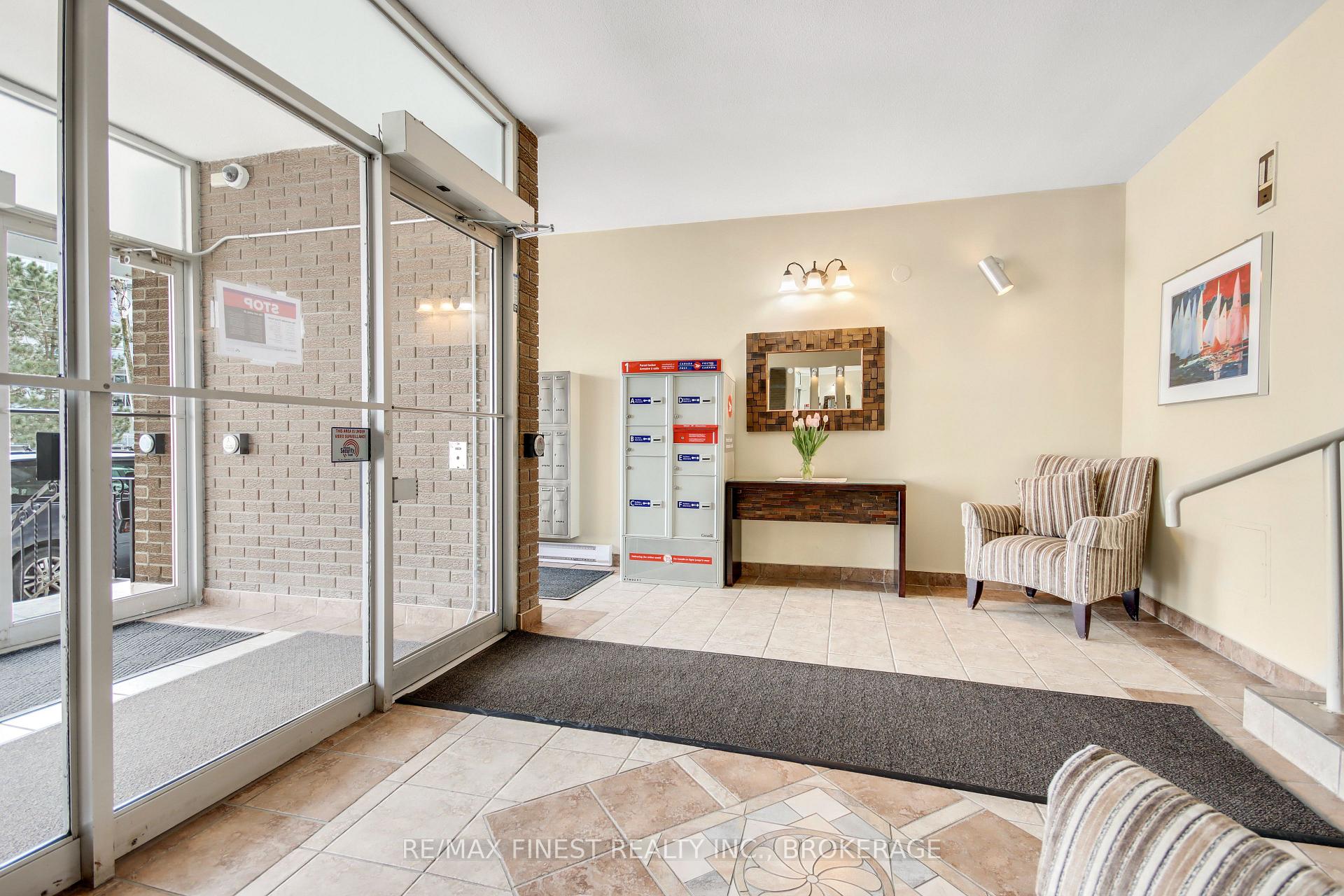 Photo 7 of Unit 206, 2 Mowat Avenue, Kingston, Central City West — HOMEH