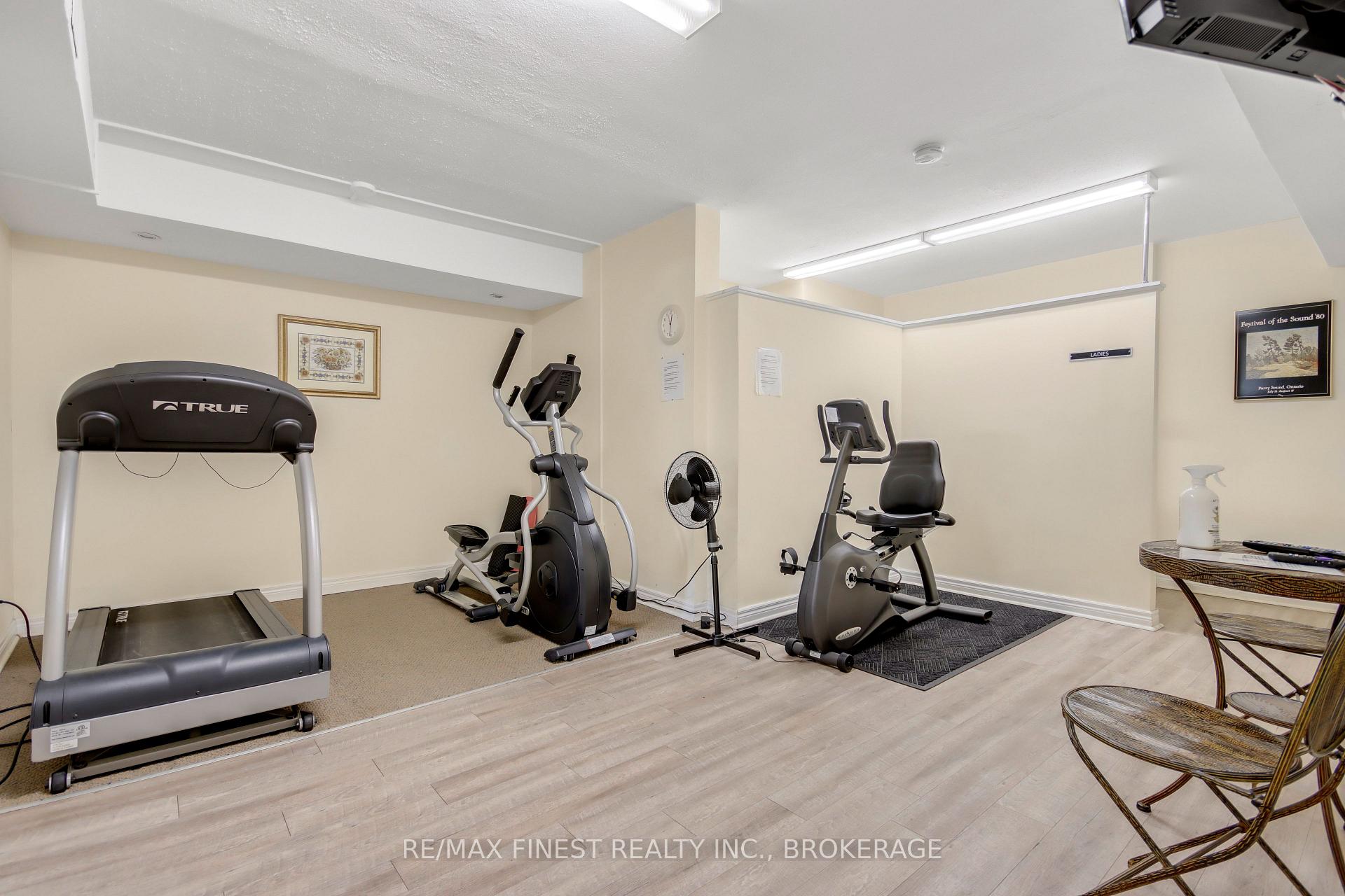Photo 9 of Unit 206, 2 Mowat Avenue, Kingston, Central City West — HOMEH