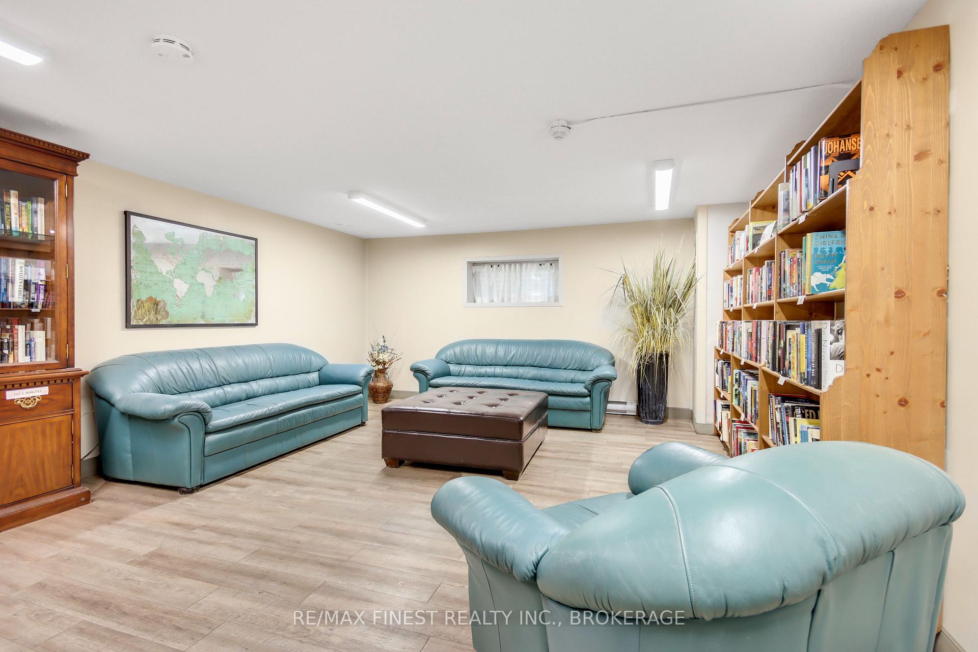 Photo 12 of Unit 206, 2 Mowat Avenue, Kingston, Central City West — HOMEH