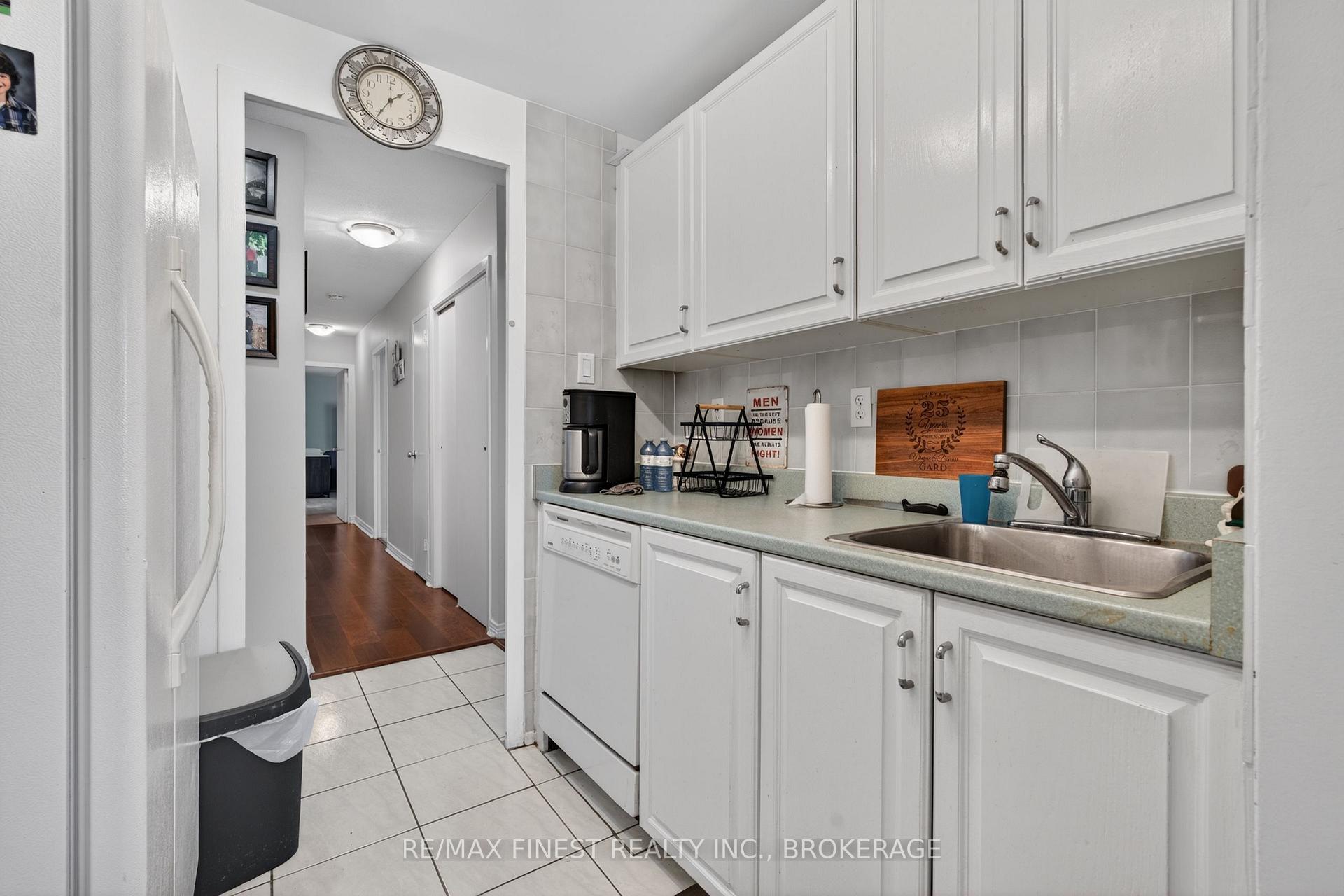 Photo 23 of Unit 206, 2 Mowat Avenue, Kingston, Central City West — HOMEH