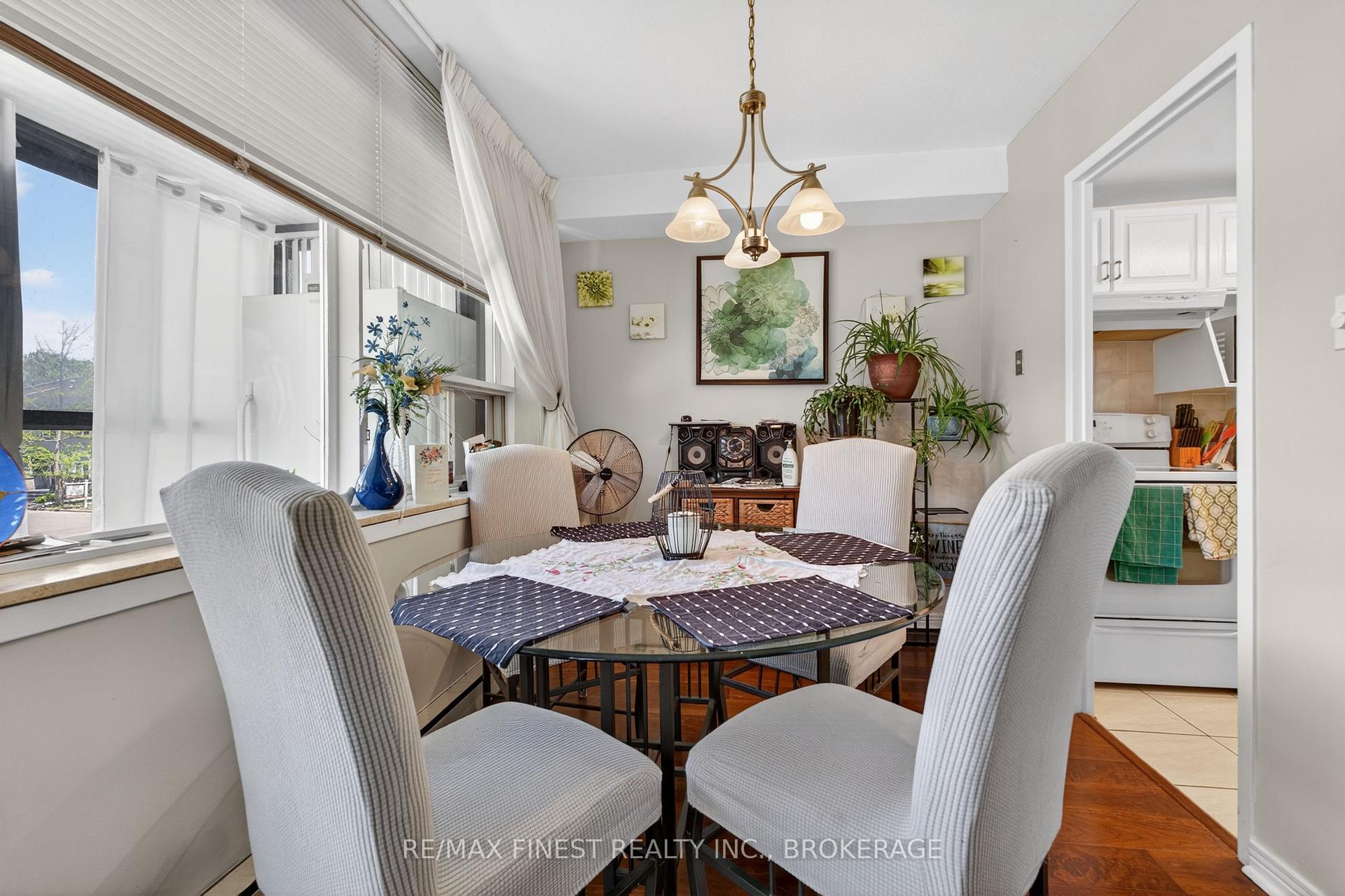 Photo 26 of Unit 206, 2 Mowat Avenue, Kingston, Central City West — HOMEH
