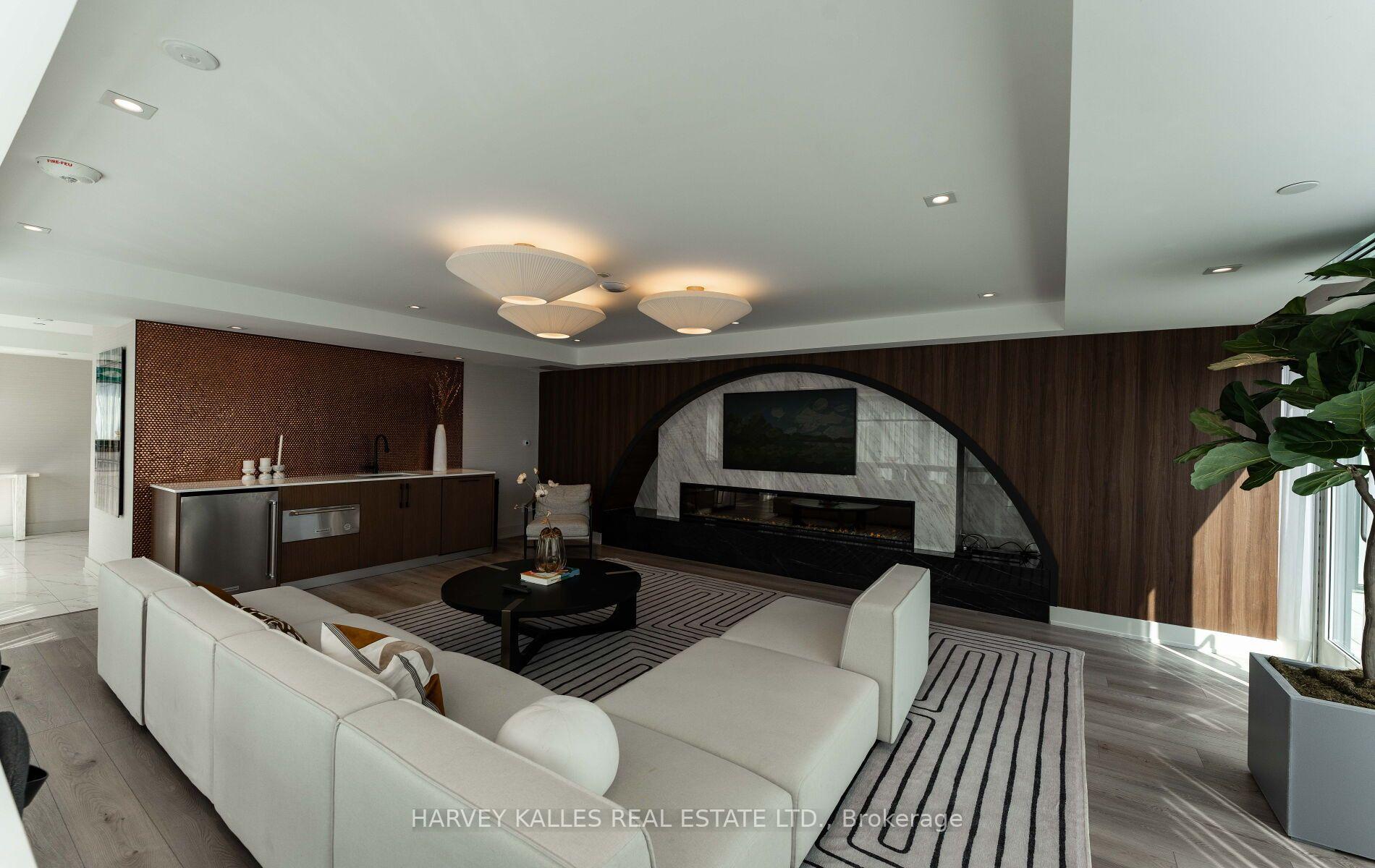 Photo 20 of Unit 807, 8 Manor Road W, Toronto, Yonge-Eglinton — HOMEH