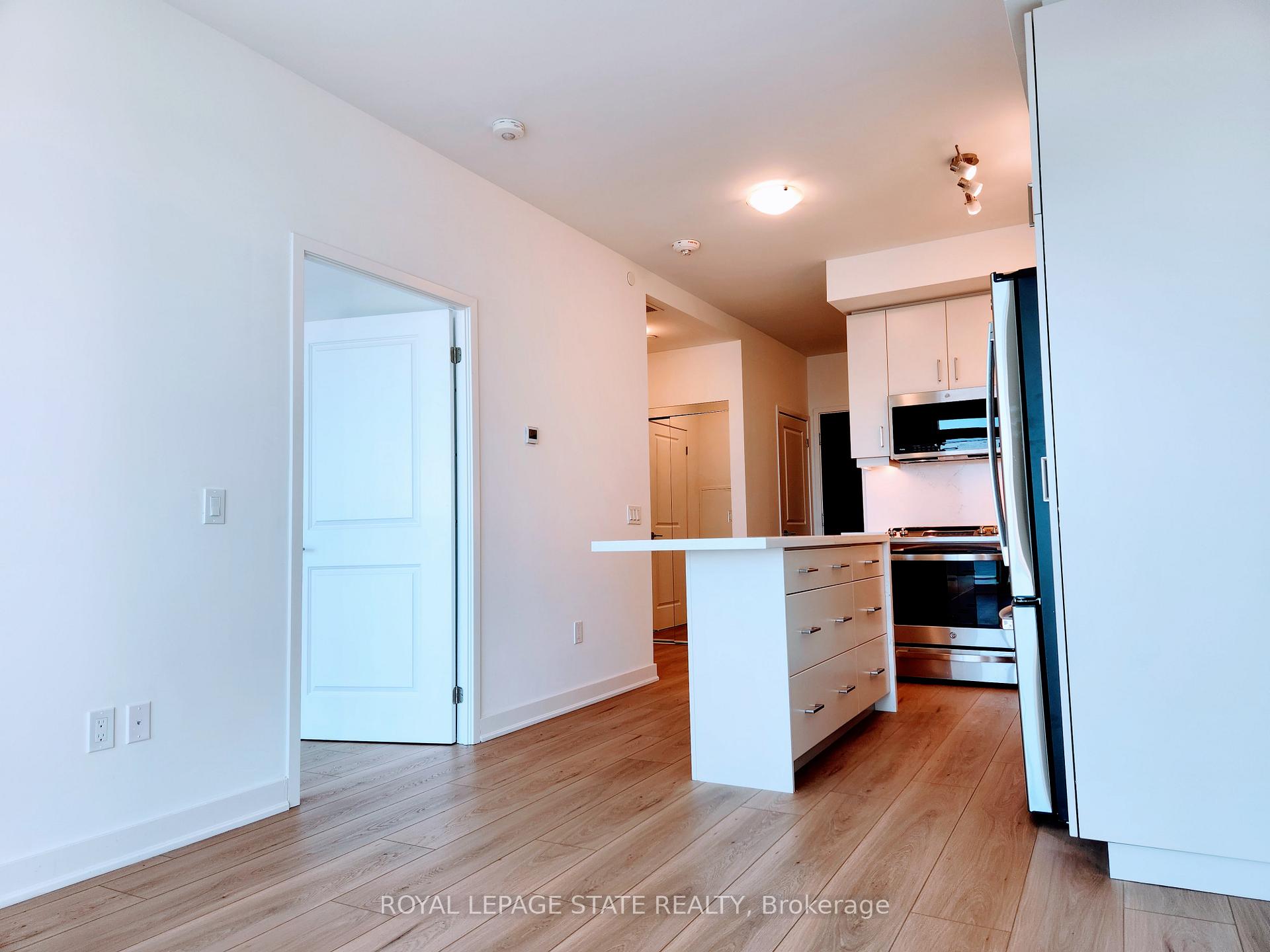 Photo 9 of Unit 1605, 2007 James Street, Burlington, Brant — HOMEH