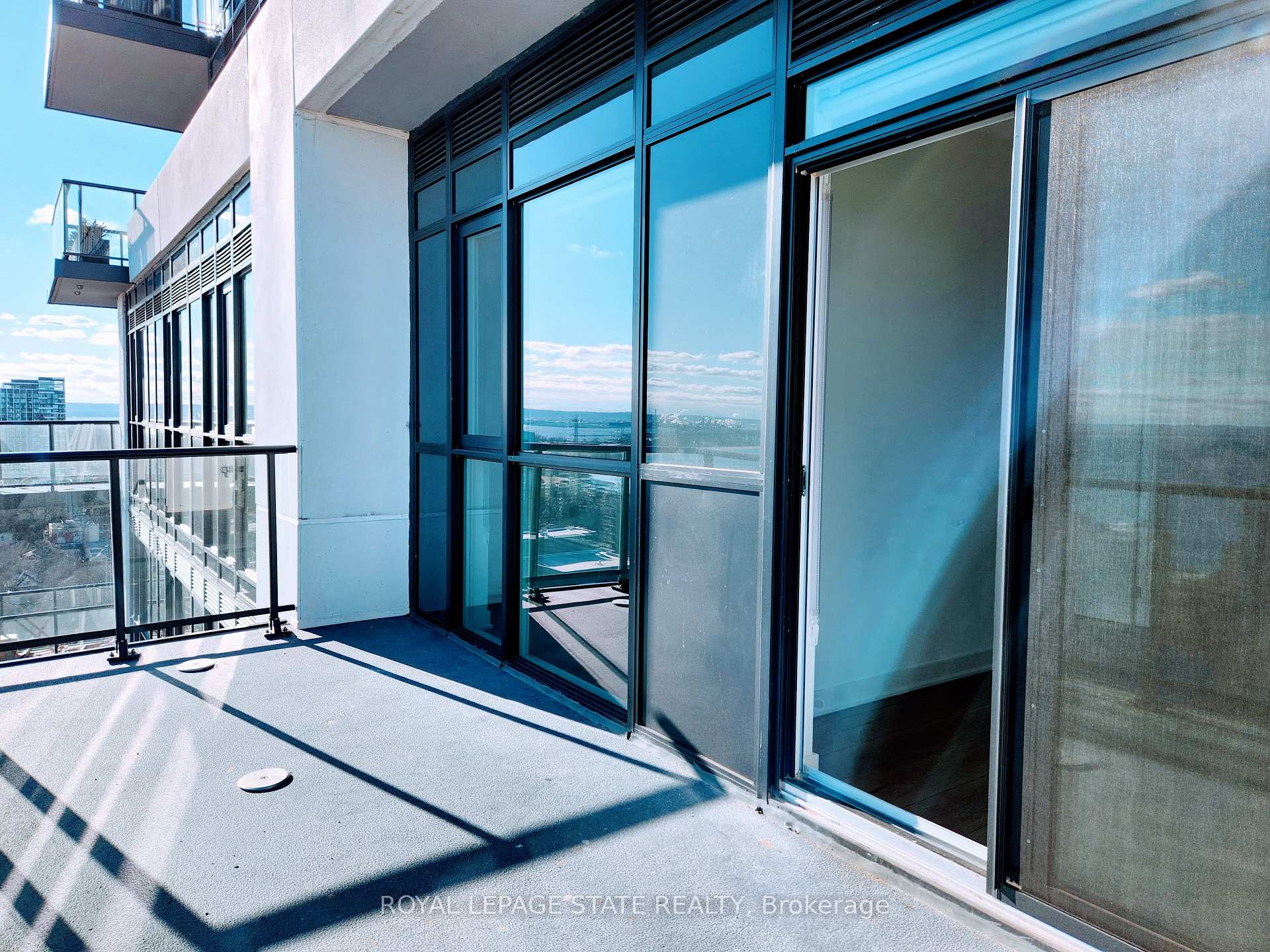 Photo 18 of Unit 1605, 2007 James Street, Burlington, Brant — HOMEH