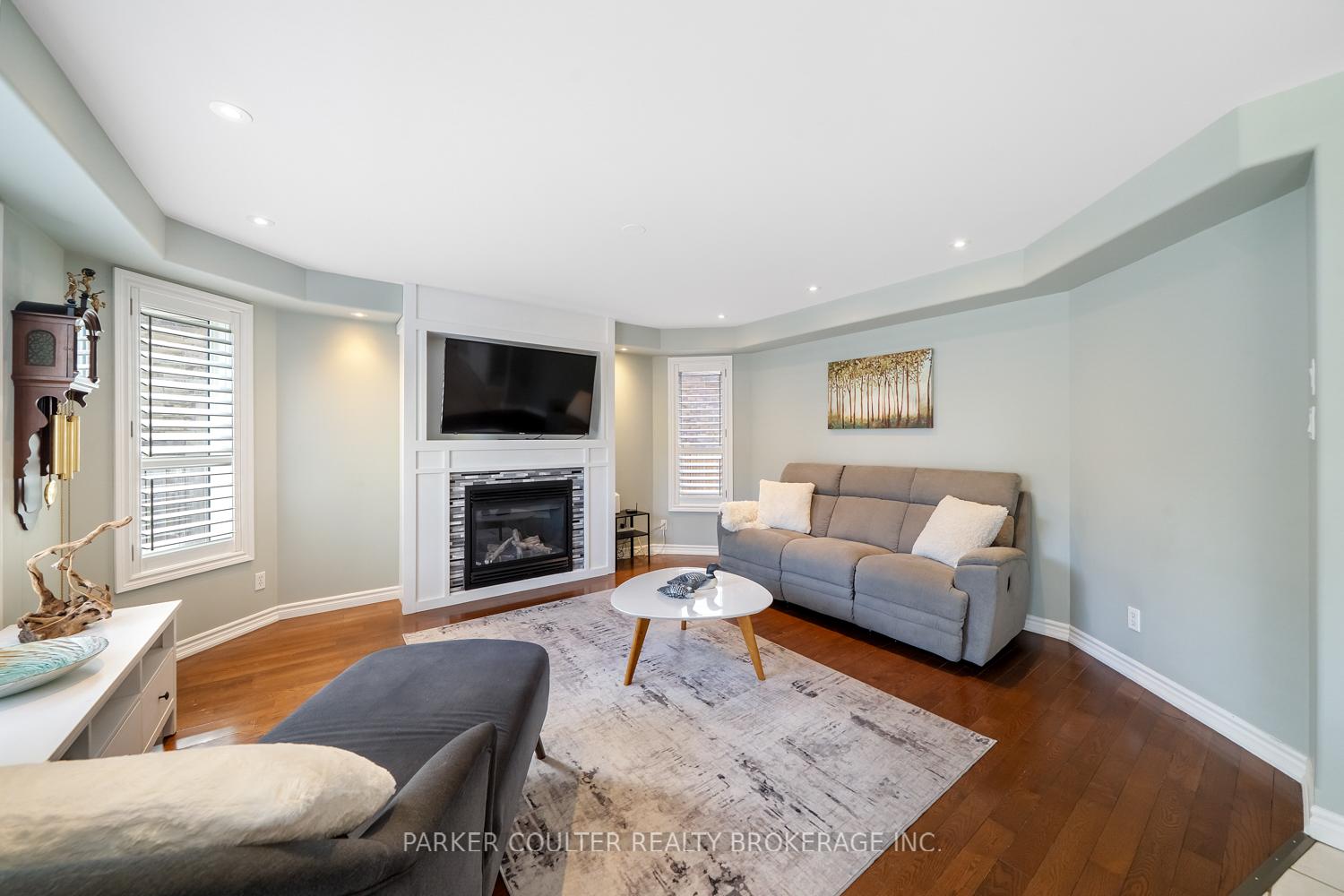 Photo 14 of 65 Miller Drive, Barrie, Edgehill Drive — HOMEH
