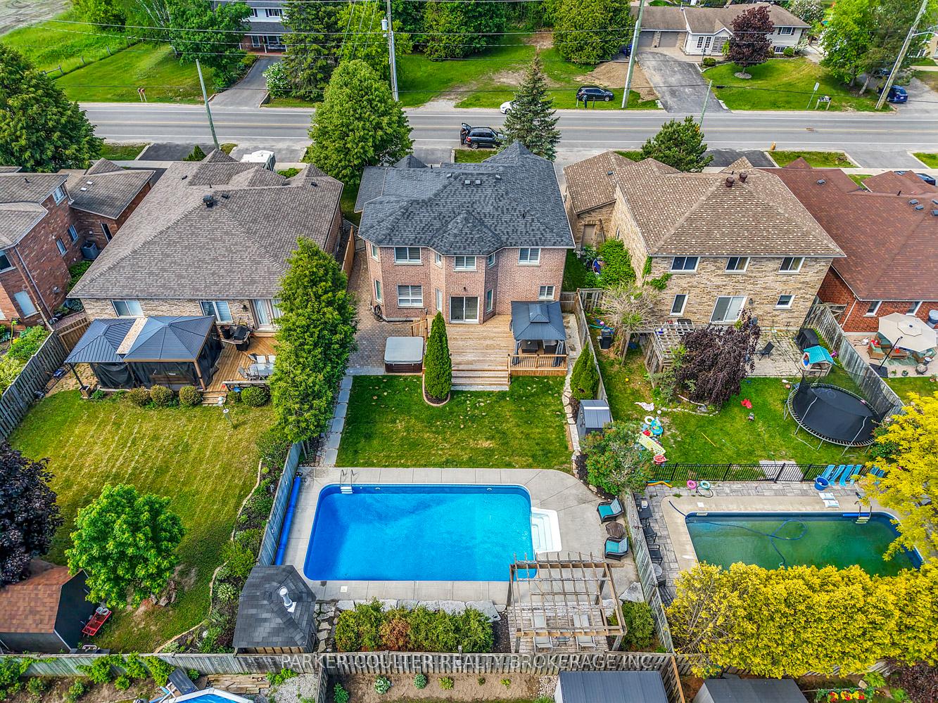 Photo 46 of 65 Miller Drive, Barrie, Edgehill Drive — HOMEH