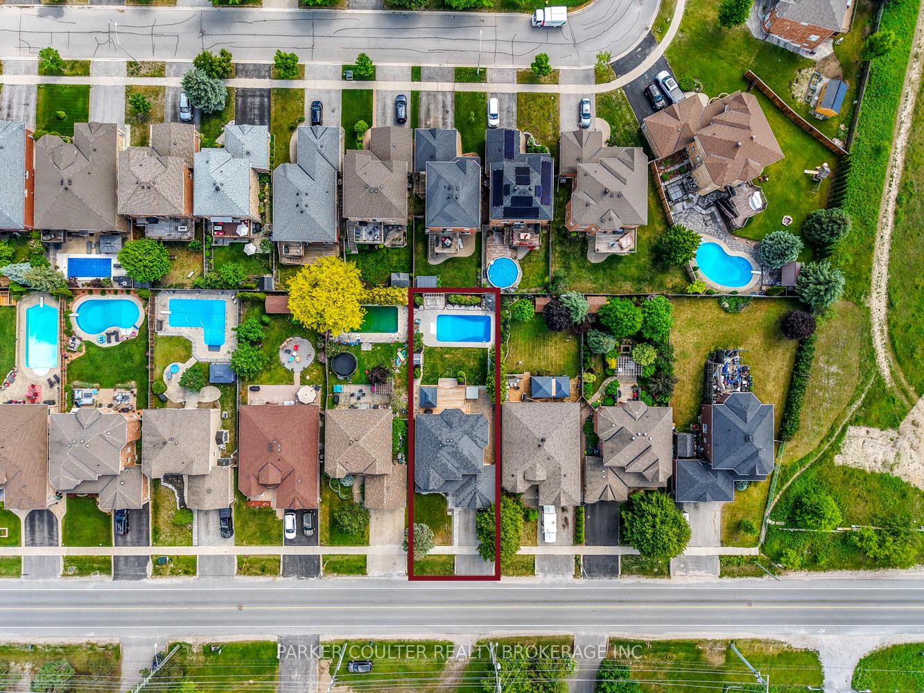 Photo 48 of 65 Miller Drive, Barrie, Edgehill Drive — HOMEH