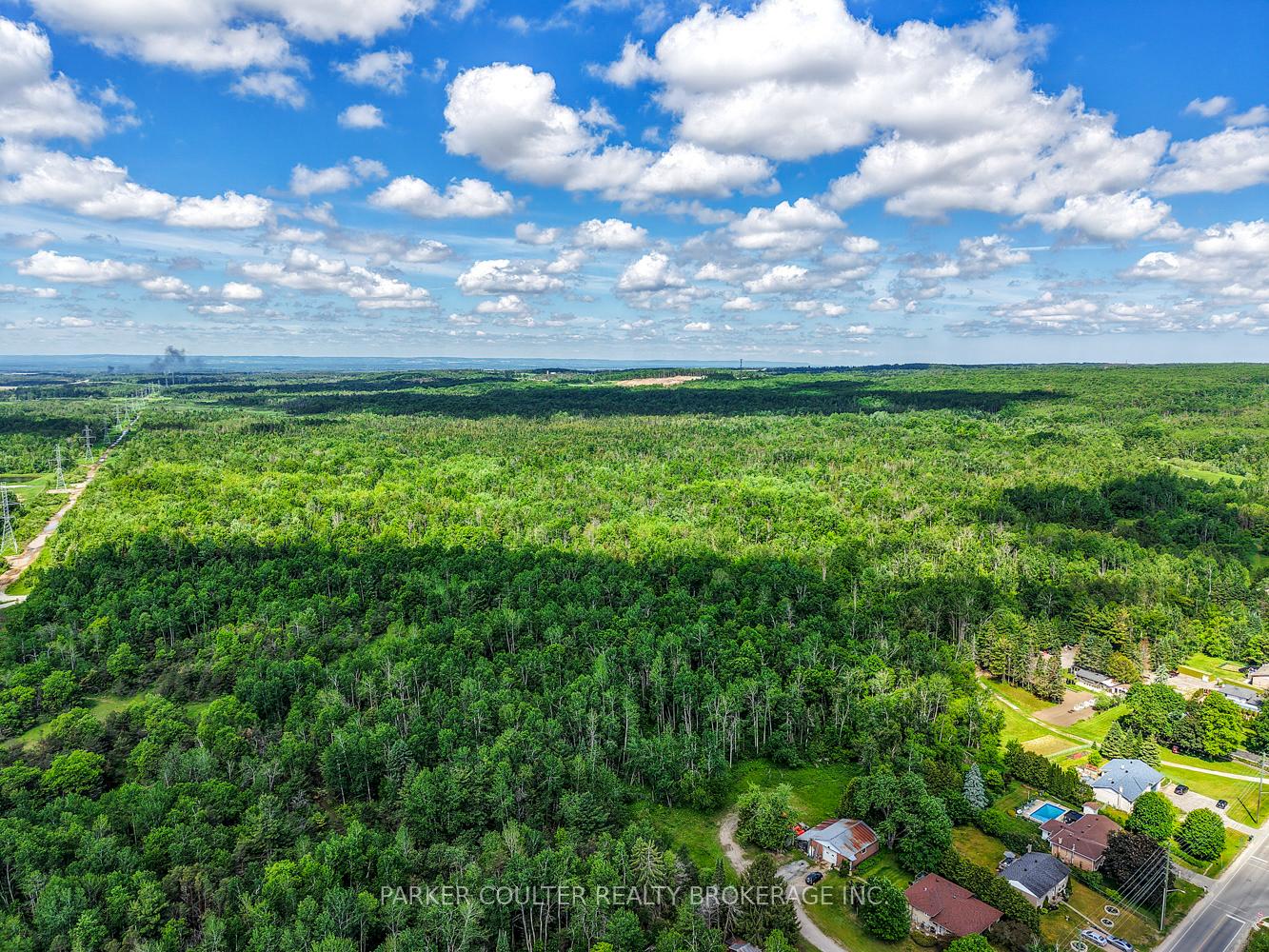 Photo 50 of 65 Miller Drive, Barrie, Edgehill Drive — HOMEH