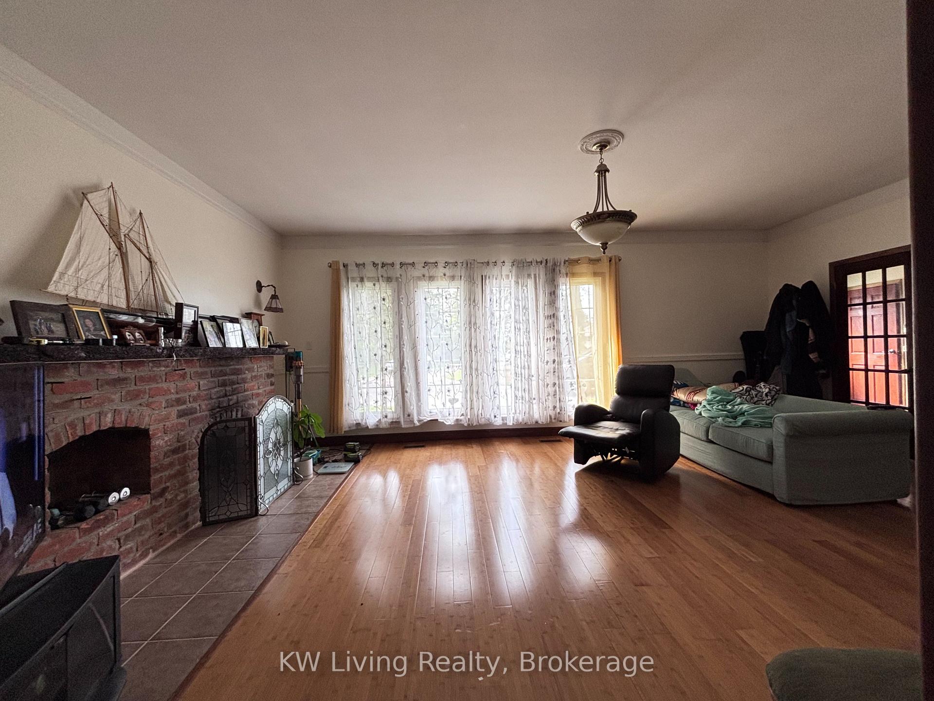 Photo 7 of 5511 Fawn Bay Road, Ramara, Rural Ramara — HOMEH