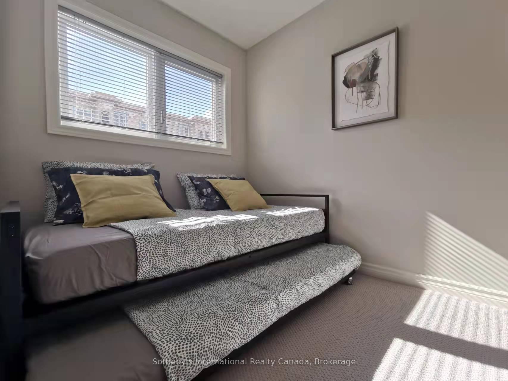 Photo 13 of 4 Spooner Crescent, Collingwood — HOMEH