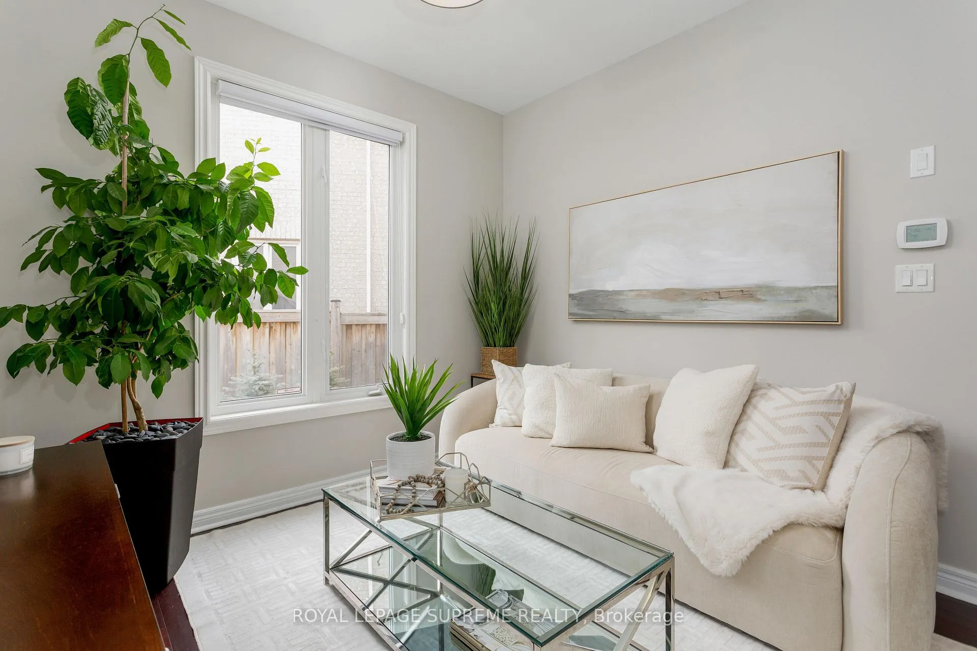Photo 11 of 90 Lightcatcher Circle, Brampton, Bram East — HOMEH