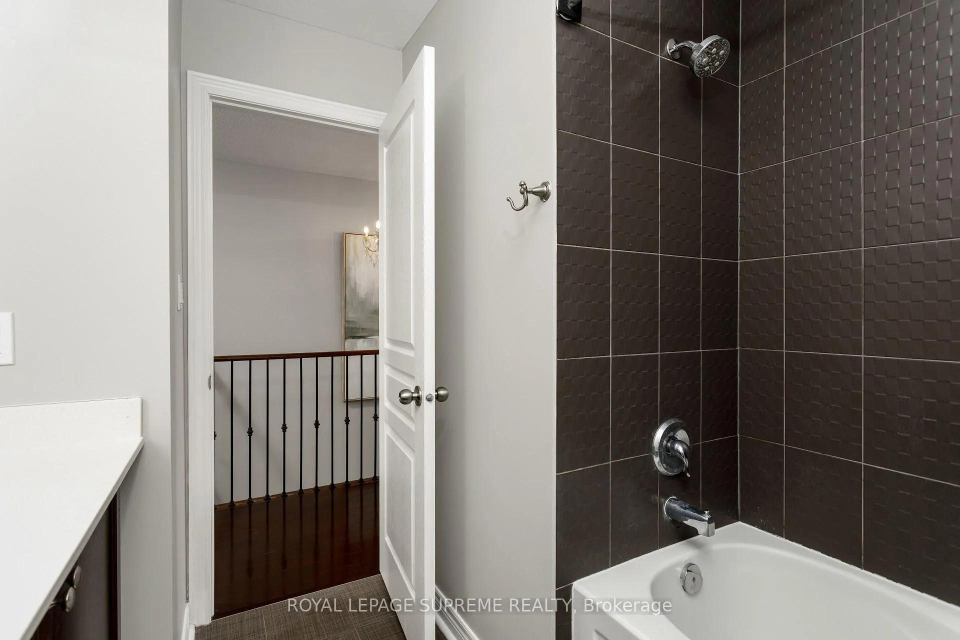 Photo 29 of 90 Lightcatcher Circle, Brampton, Bram East — HOMEH