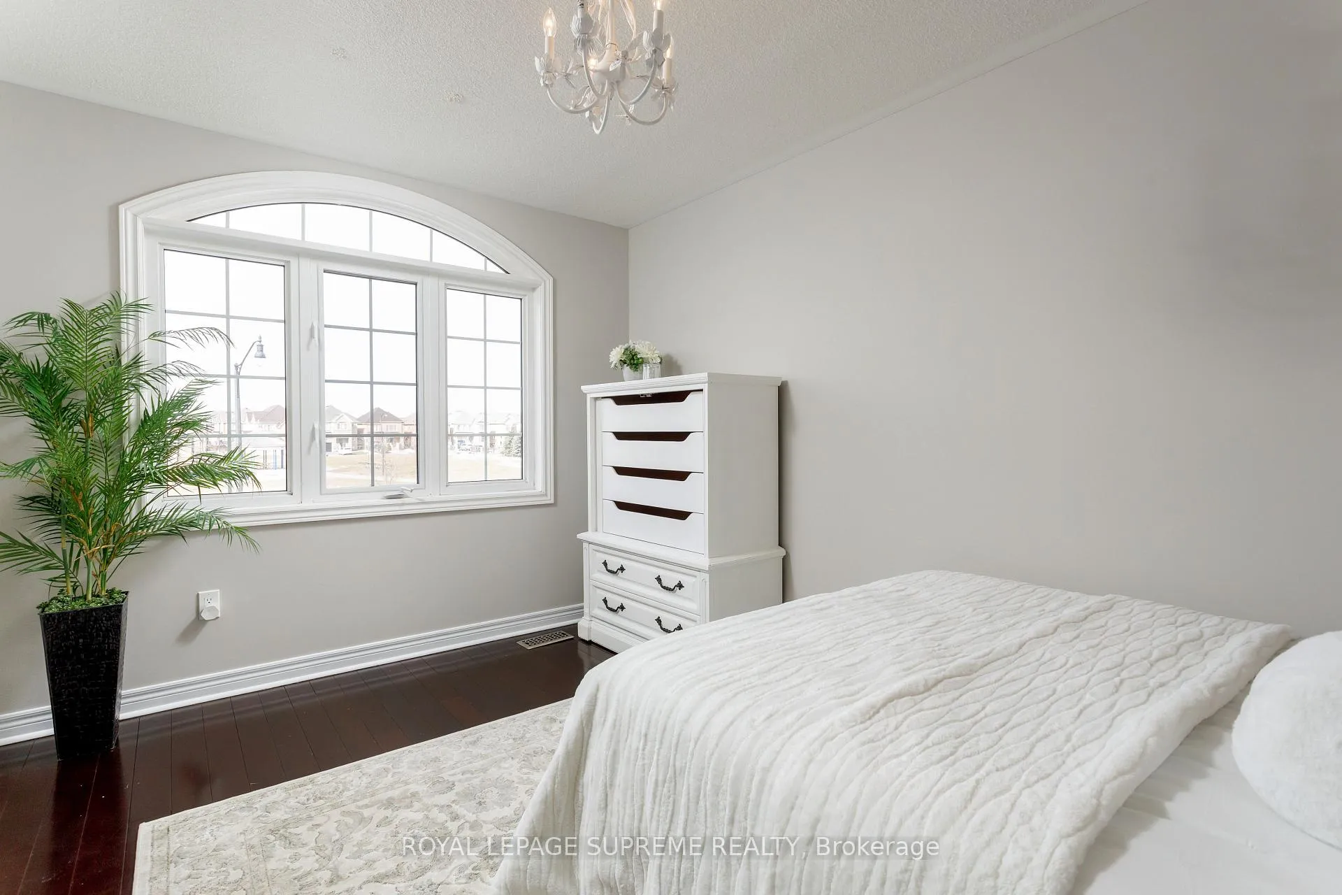 Photo 33 of 90 Lightcatcher Circle, Brampton, Bram East — HOMEH