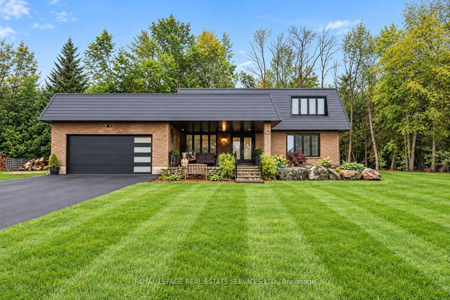 Photo 1 of 122 Algonquin Drive, Meaford — HOMEH