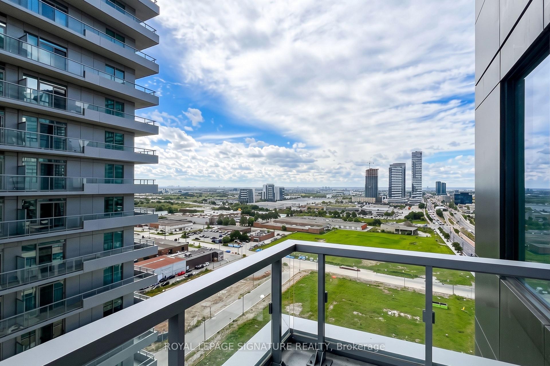 Photo 15 of Unit 1508, 5 Meadowvale Road, Vaughan, Vaughan Corporate Centre — HOMEH