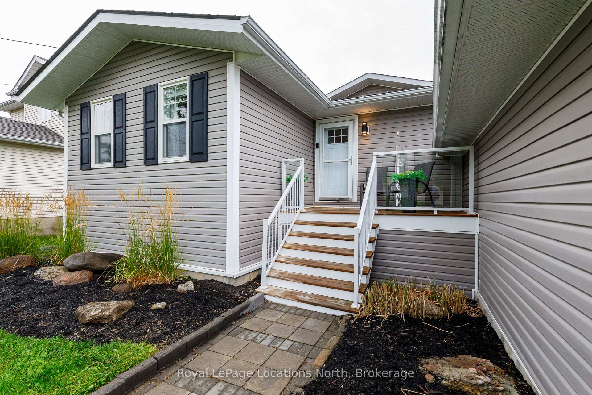 Photo 9 of 121 Erie Street, Collingwood — HOMEH