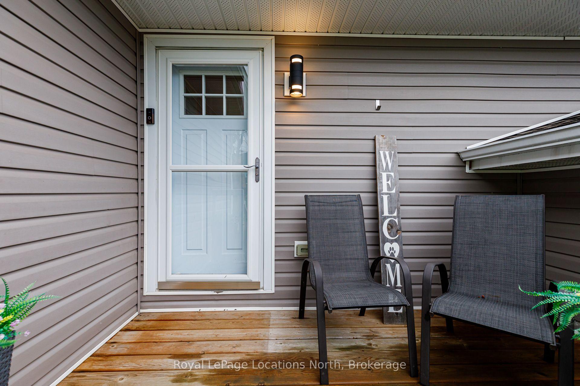 Photo 10 of 121 Erie Street, Collingwood — HOMEH