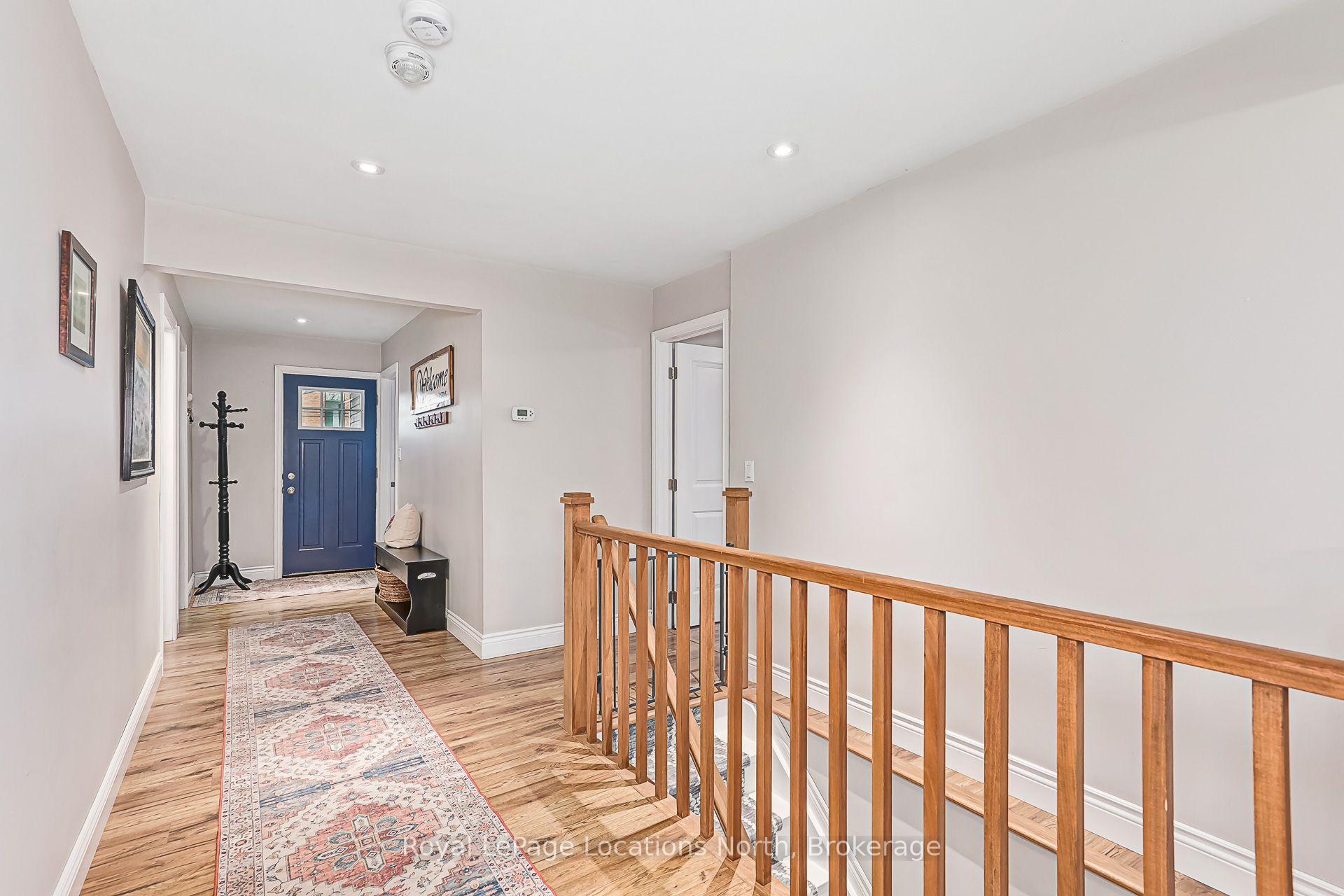 Photo 11 of 121 Erie Street, Collingwood — HOMEH