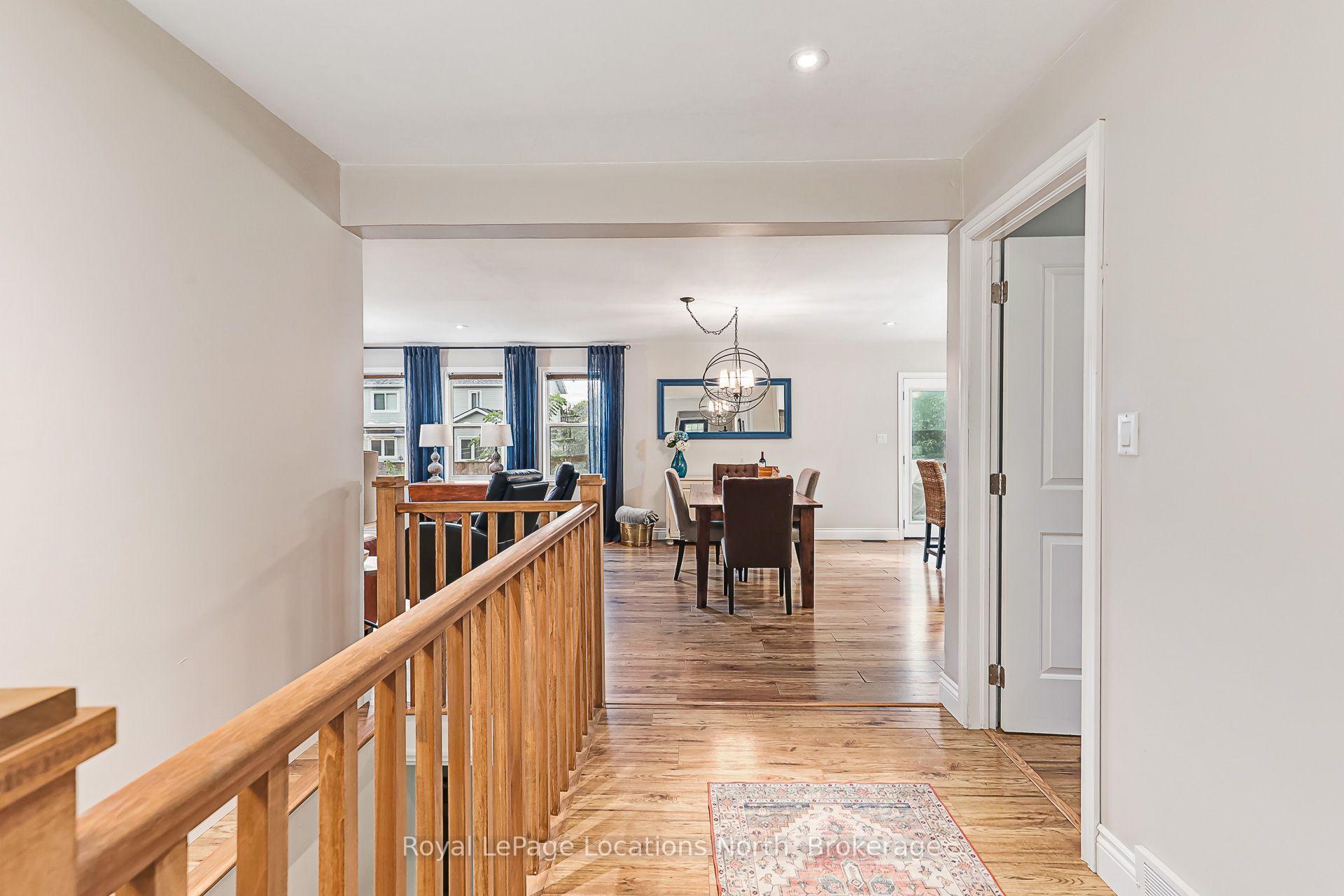 Photo 12 of 121 Erie Street, Collingwood — HOMEH