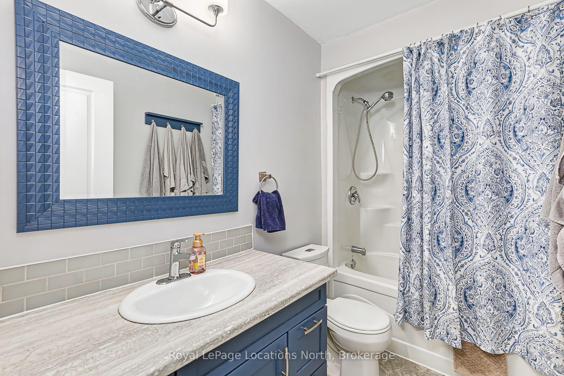 Photo 27 of 121 Erie Street, Collingwood — HOMEH