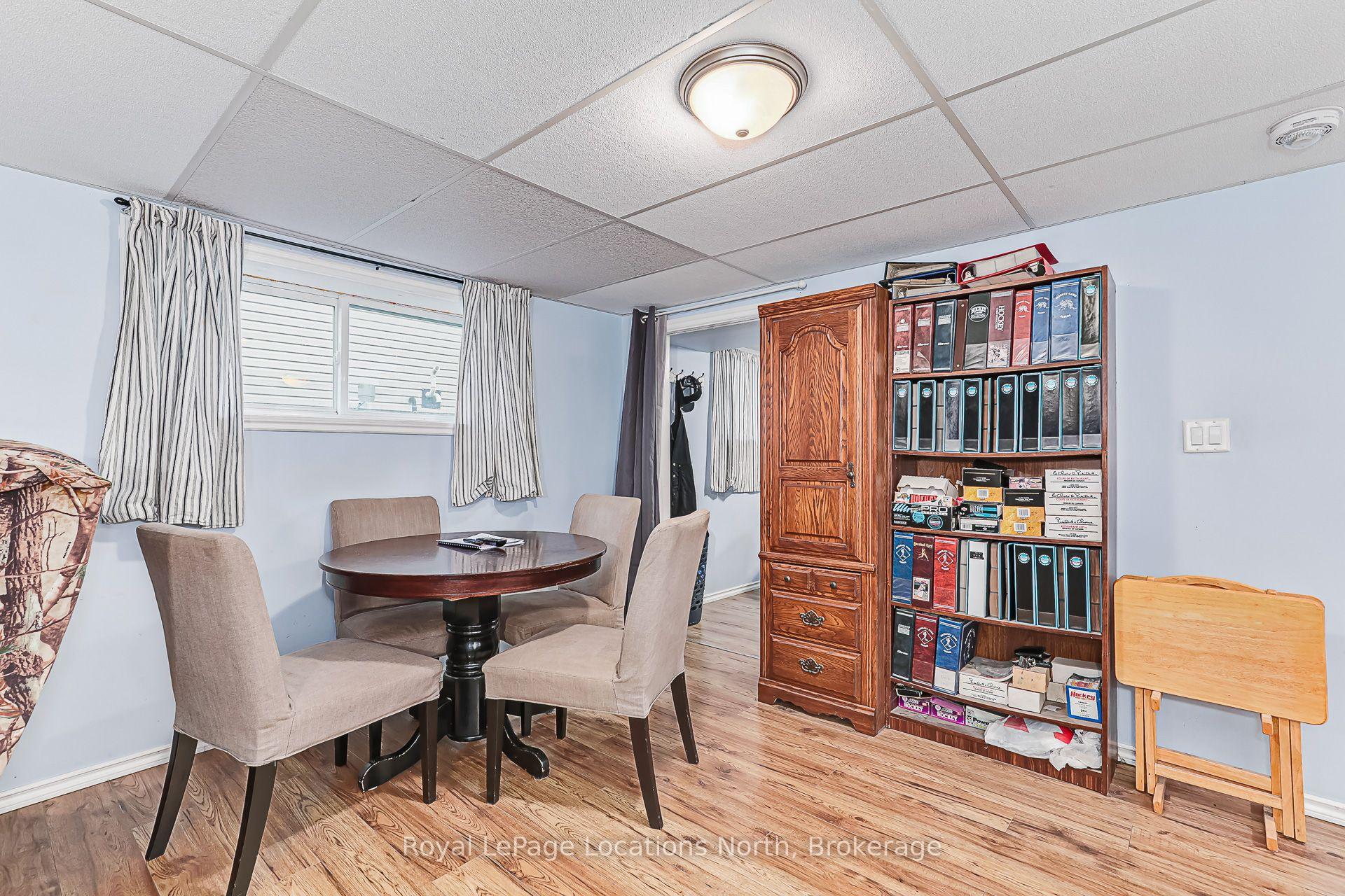 Photo 35 of 121 Erie Street, Collingwood — HOMEH