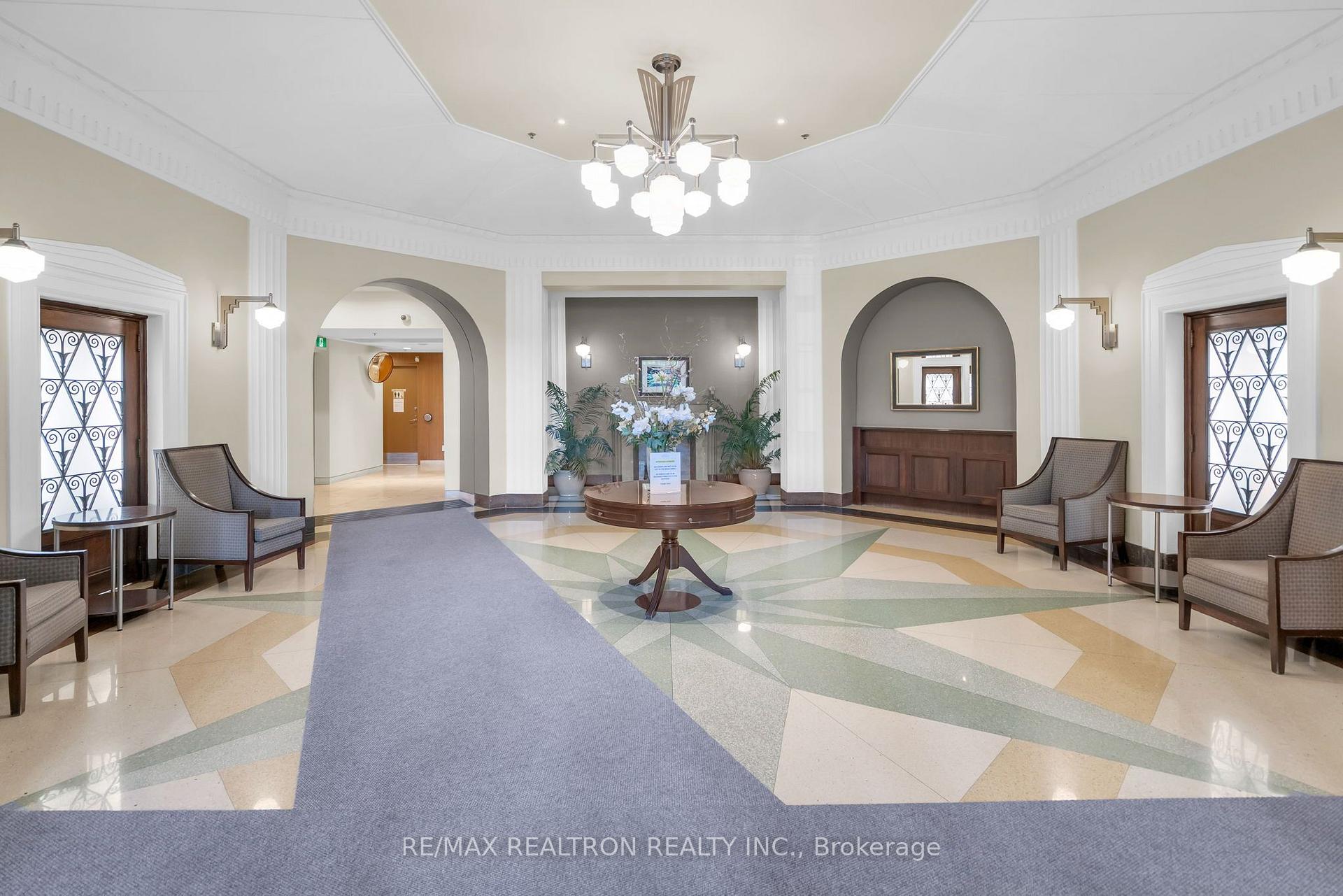 Photo 6 of Unit 1210, 70 High Park Avenue, Toronto, High Park North — HOMEH
