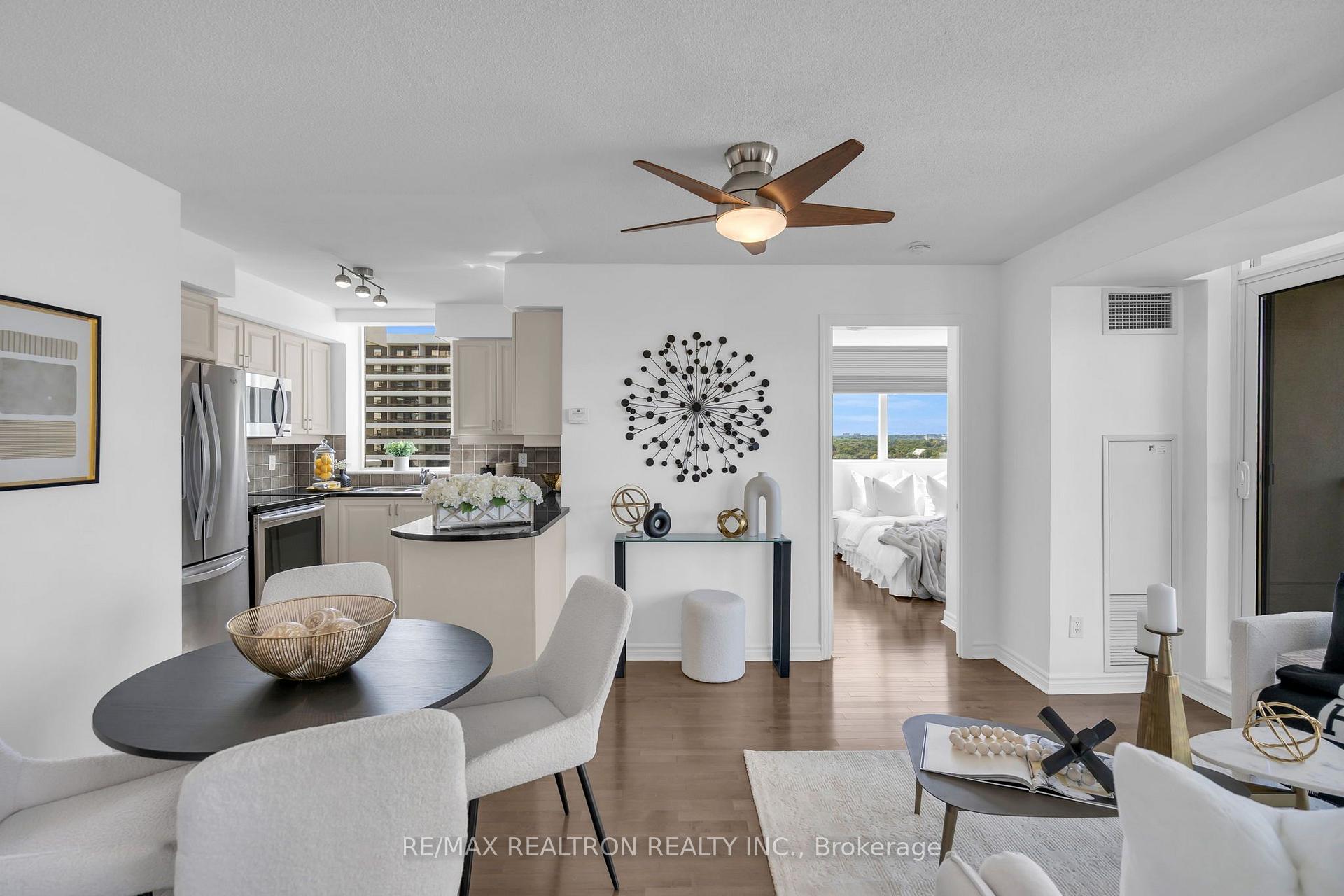 Photo 11 of Unit 1210, 70 High Park Avenue, Toronto, High Park North — HOMEH