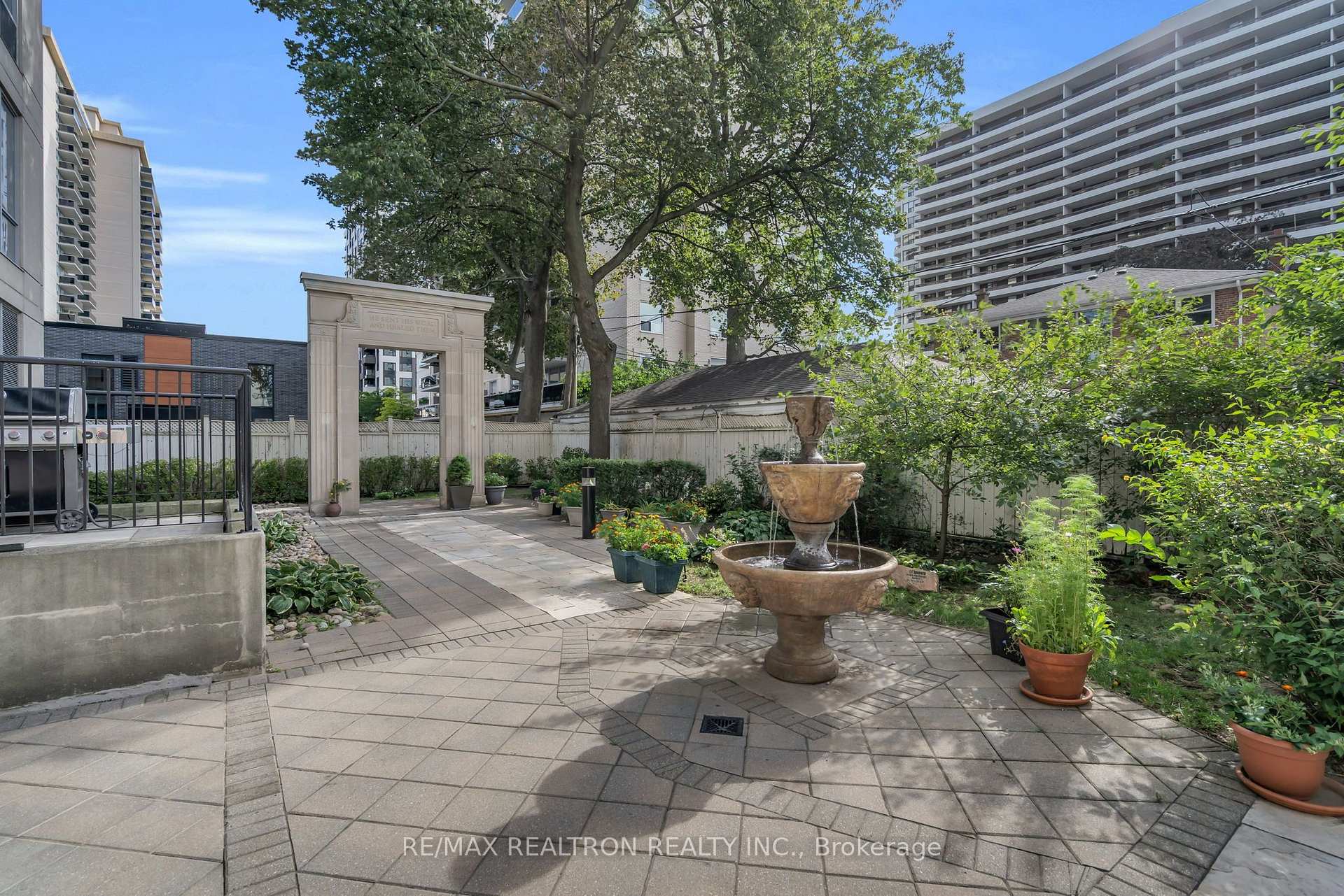 Photo 37 of Unit 1210, 70 High Park Avenue, Toronto, High Park North — HOMEH