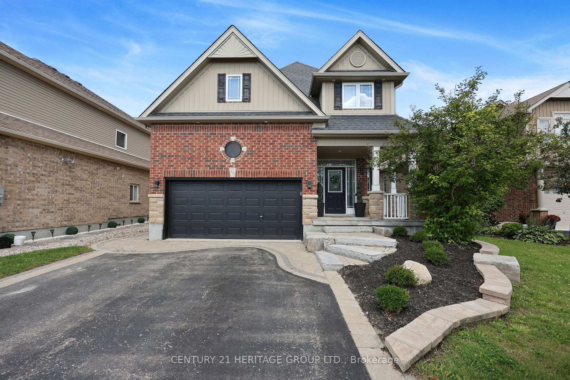 Photo 1 of 203 Gray Avenue, New Tecumseth, Alliston — HOMEH