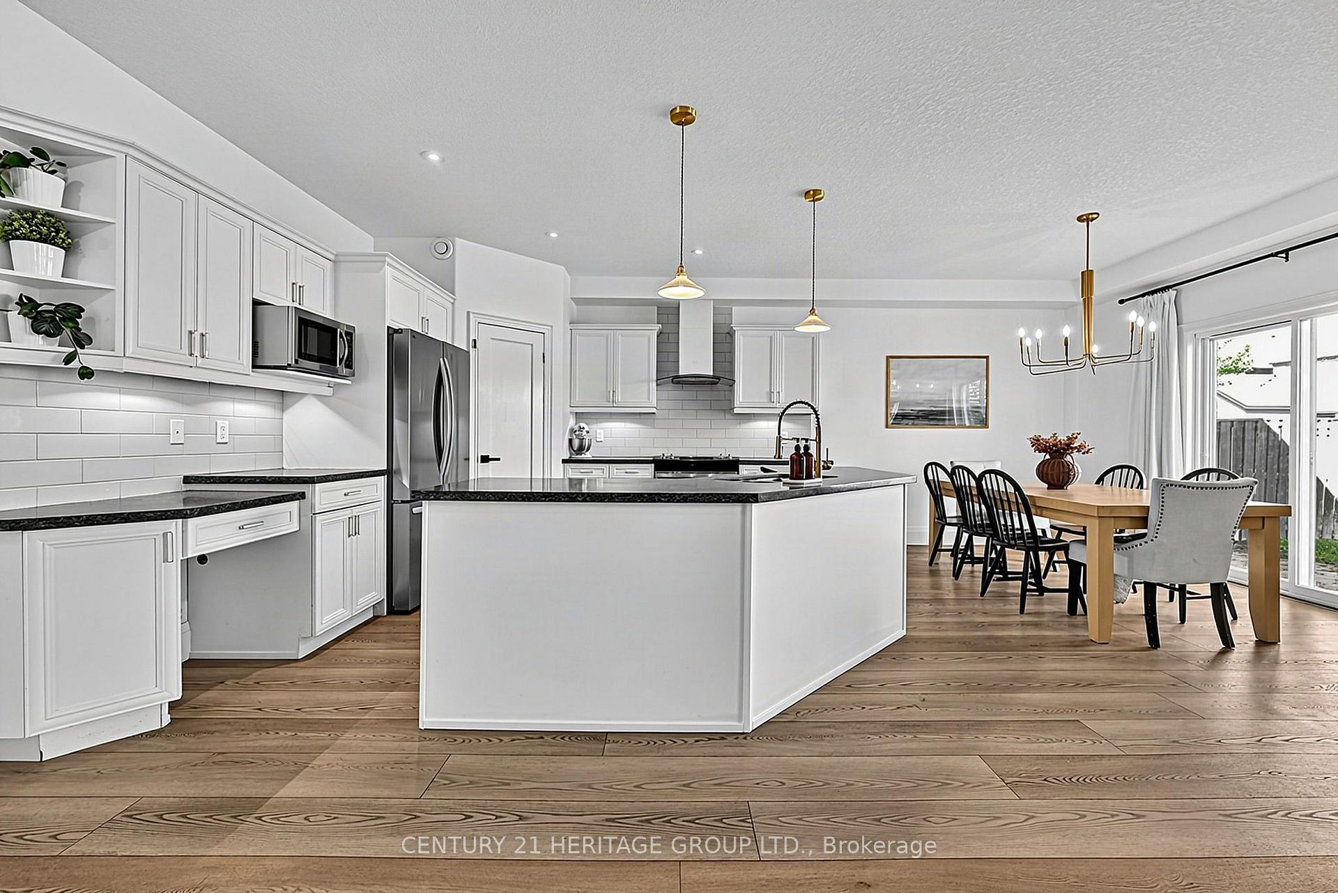 Photo 6 of 203 Gray Avenue, New Tecumseth, Alliston — HOMEH