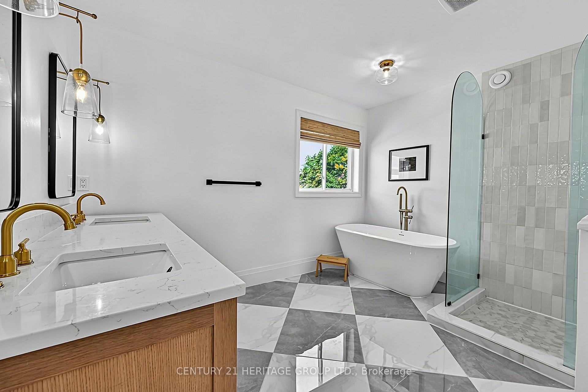 Photo 23 of 203 Gray Avenue, New Tecumseth, Alliston — HOMEH