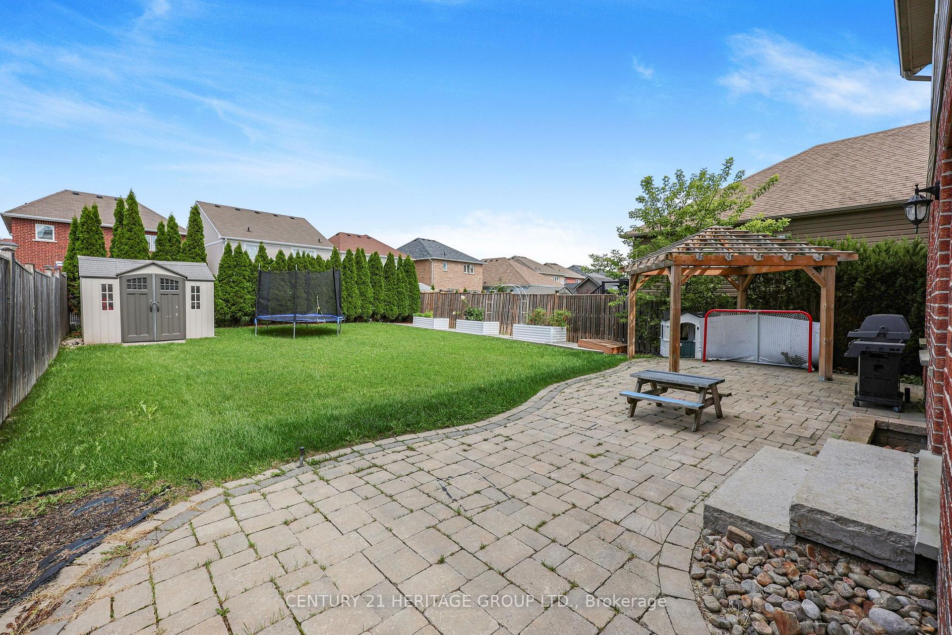 Photo 41 of 203 Gray Avenue, New Tecumseth, Alliston — HOMEH