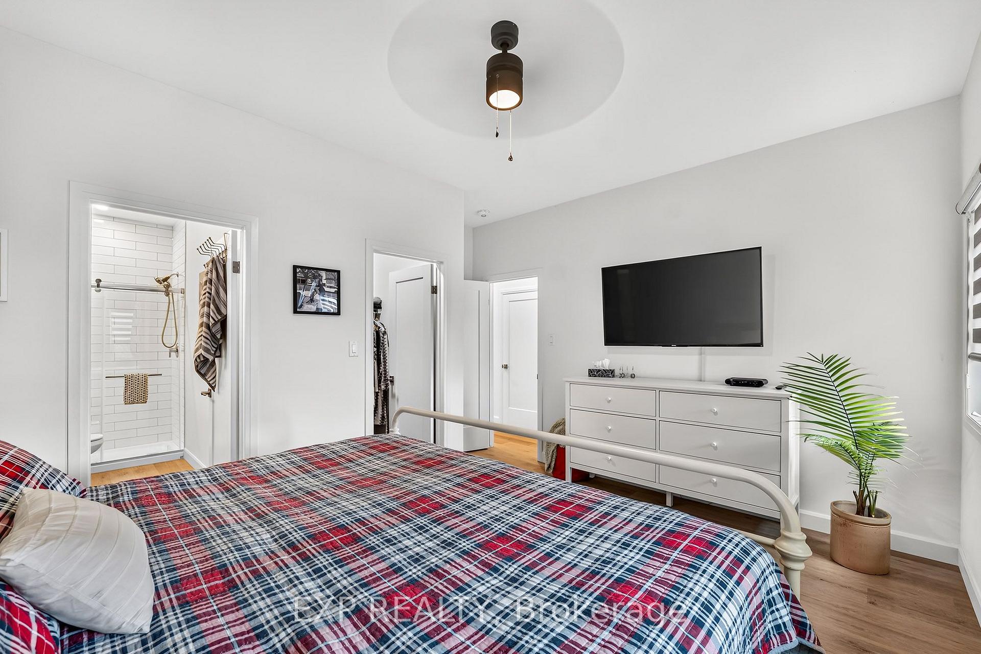 Photo 12 of Unit 2, 29 Cyclone Way E, Fort Erie, Crystal Beach — HOMEH