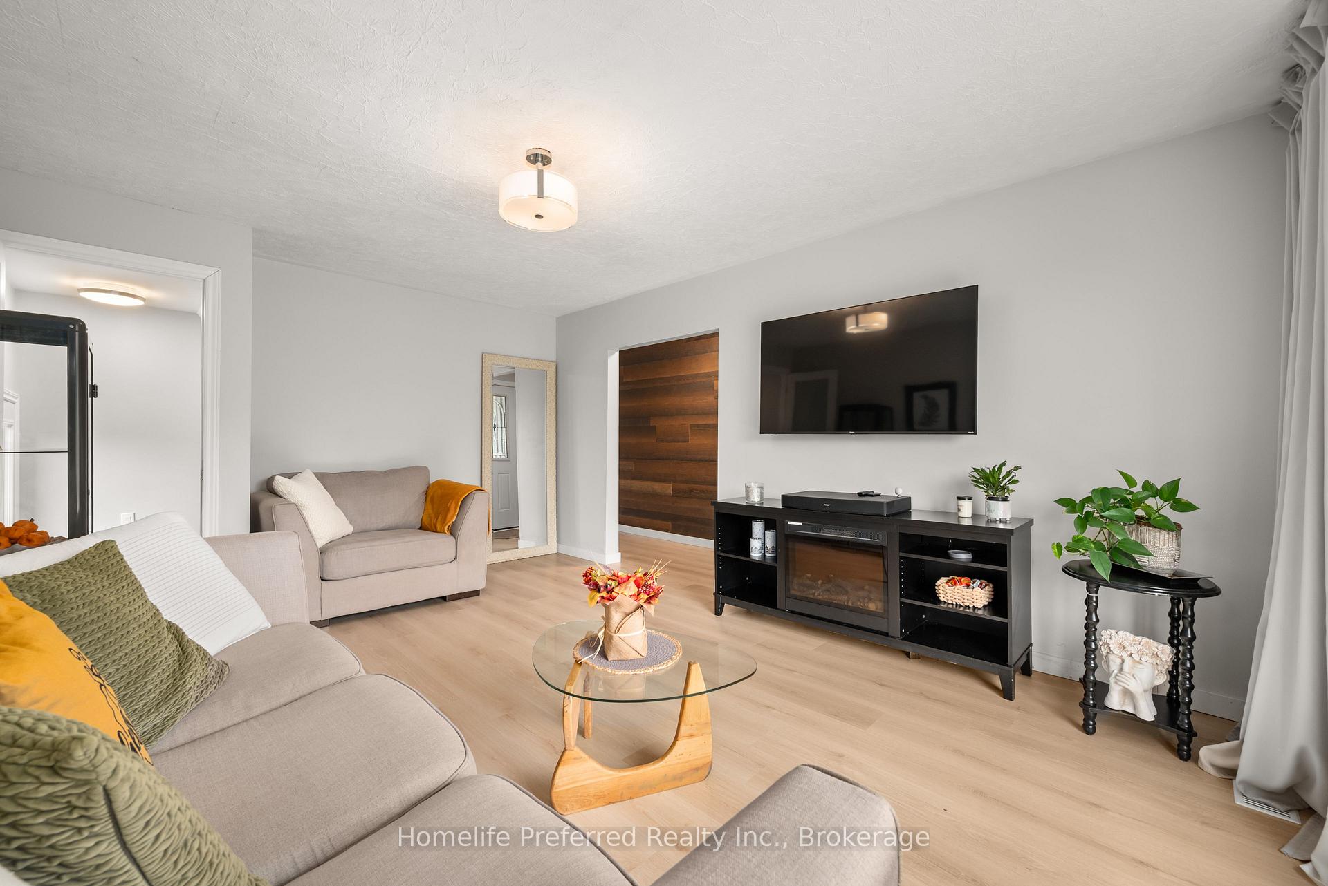 Photo 11 of 313 Lindan Avenue, Selwyn — HOMEH