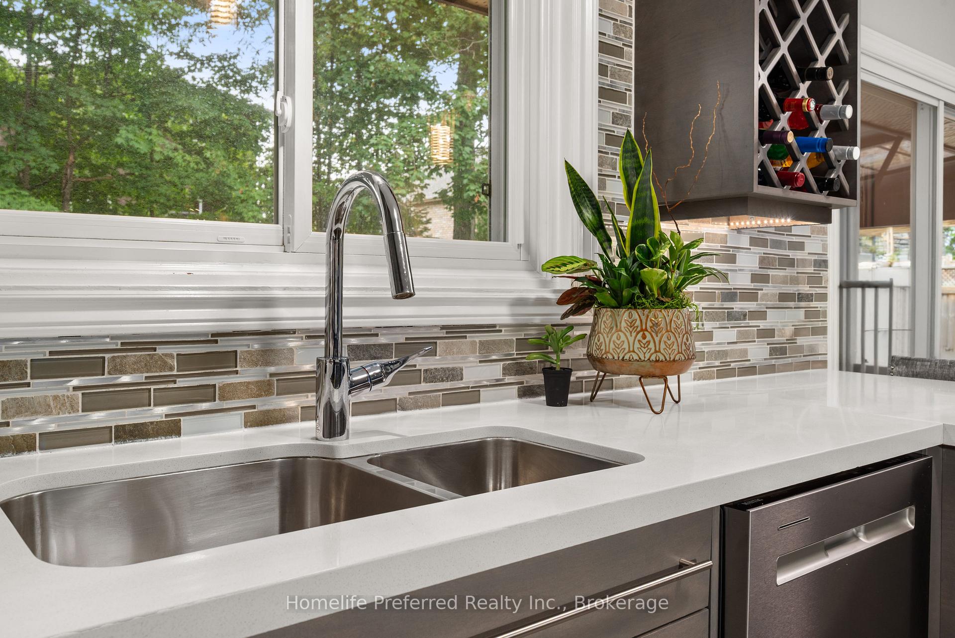 Photo 15 of 313 Lindan Avenue, Selwyn — HOMEH
