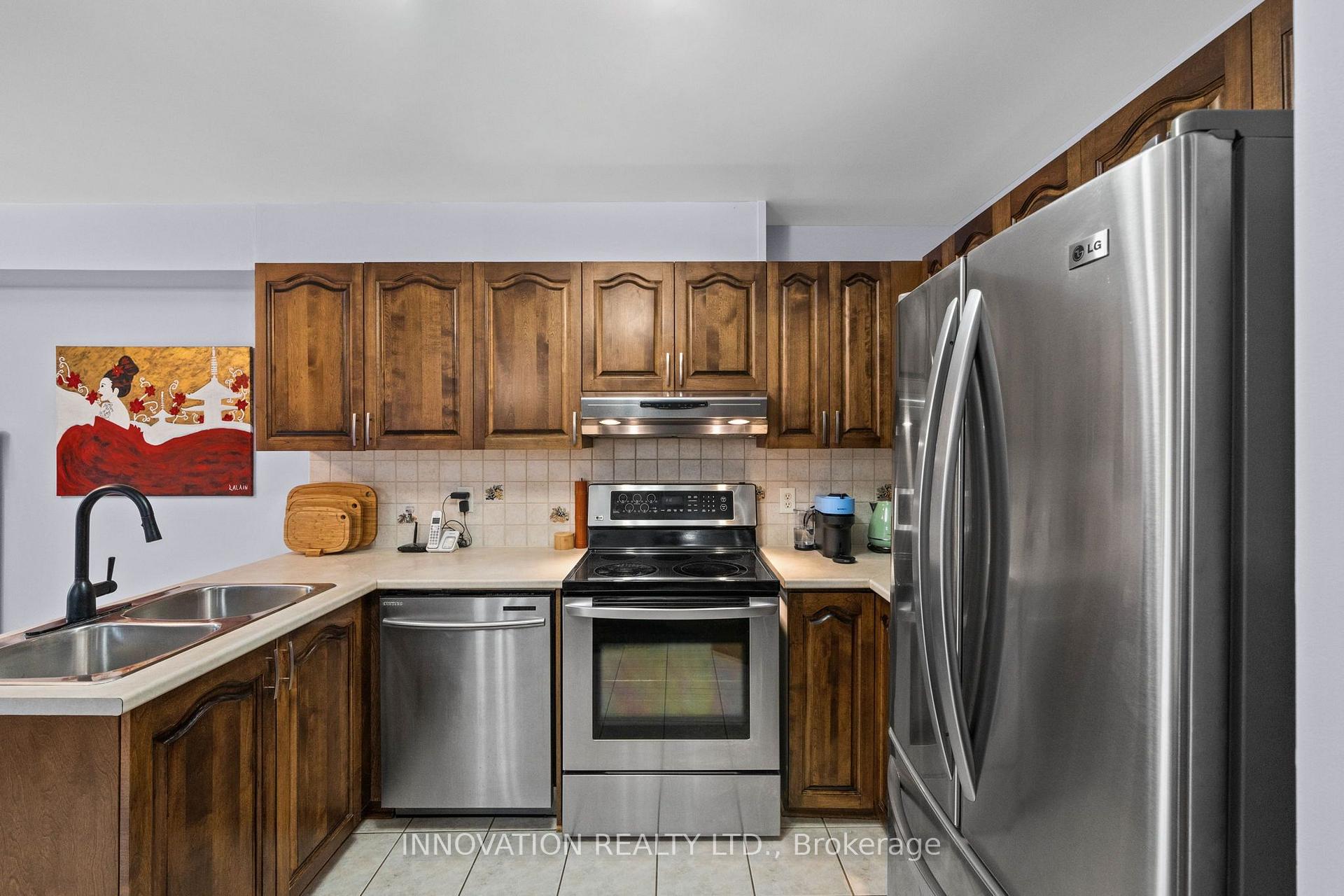 Photo 7 of 2185 Liska Street, Ottawa, Avalon East — HOMEH