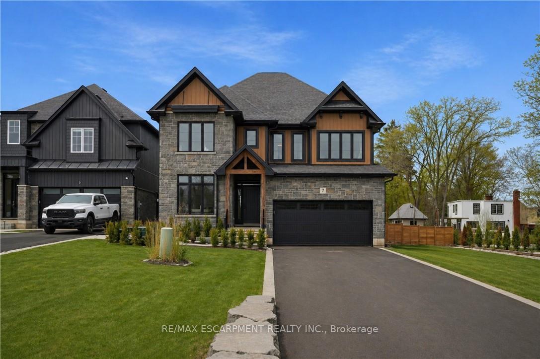 Photo of 7 Bartlett Avenue
