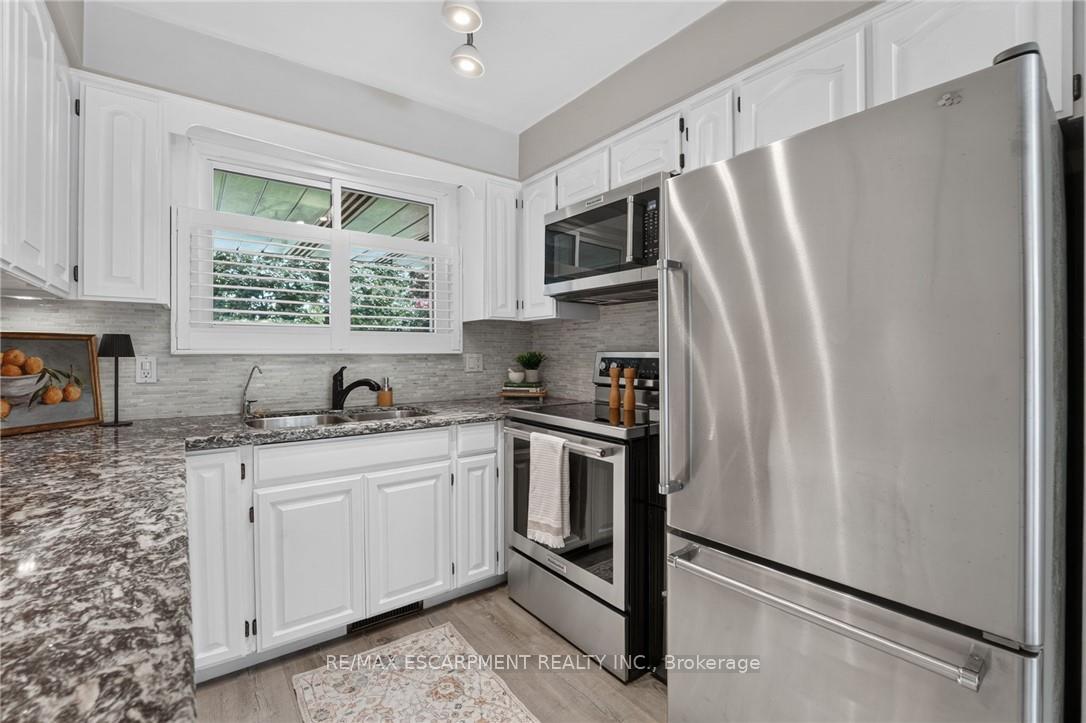 Photo 13 of 16 Elk Street, St. Catharines, Rykert/Vansickle — HOMEH