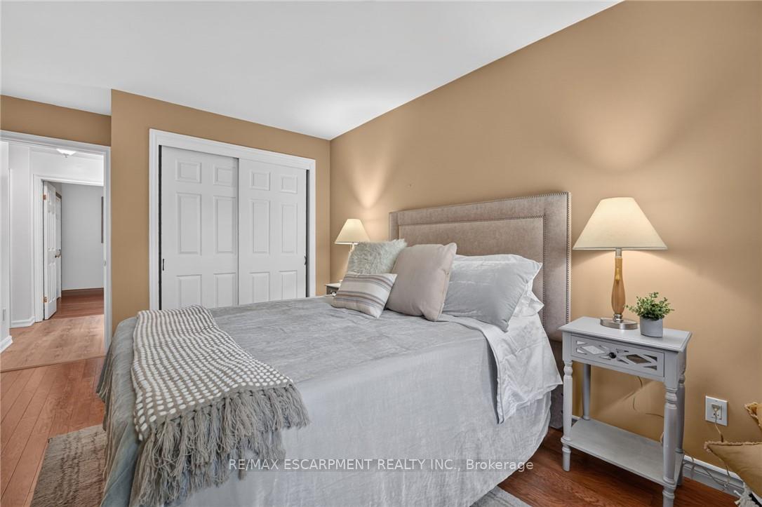 Photo 21 of 16 Elk Street, St. Catharines, Rykert/Vansickle — HOMEH